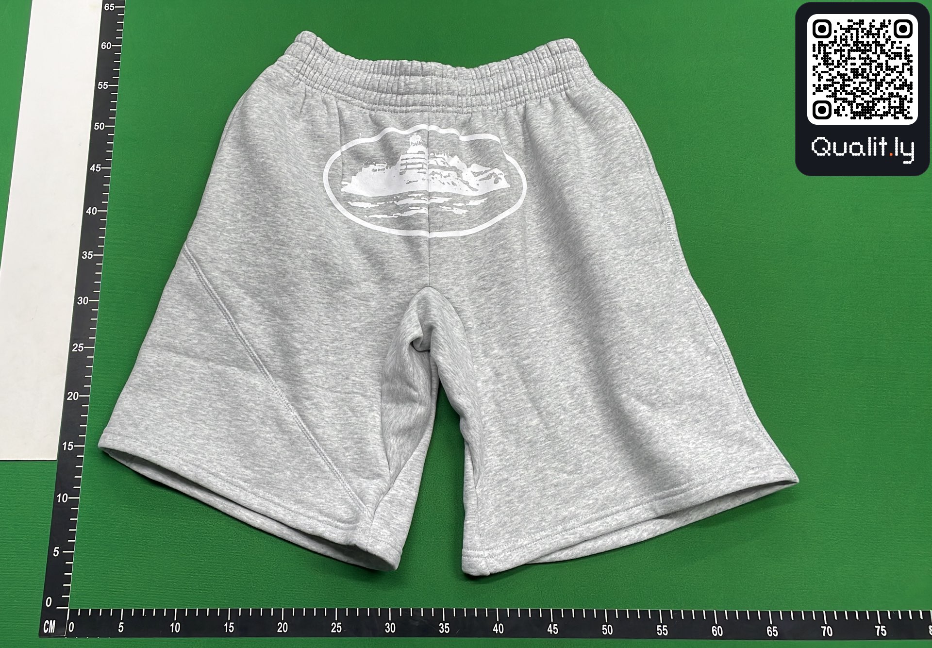 Shorts QC photo 2 of 270