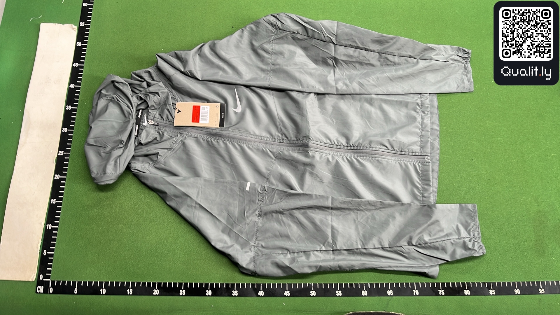 Jacket QC photo 2 of 74