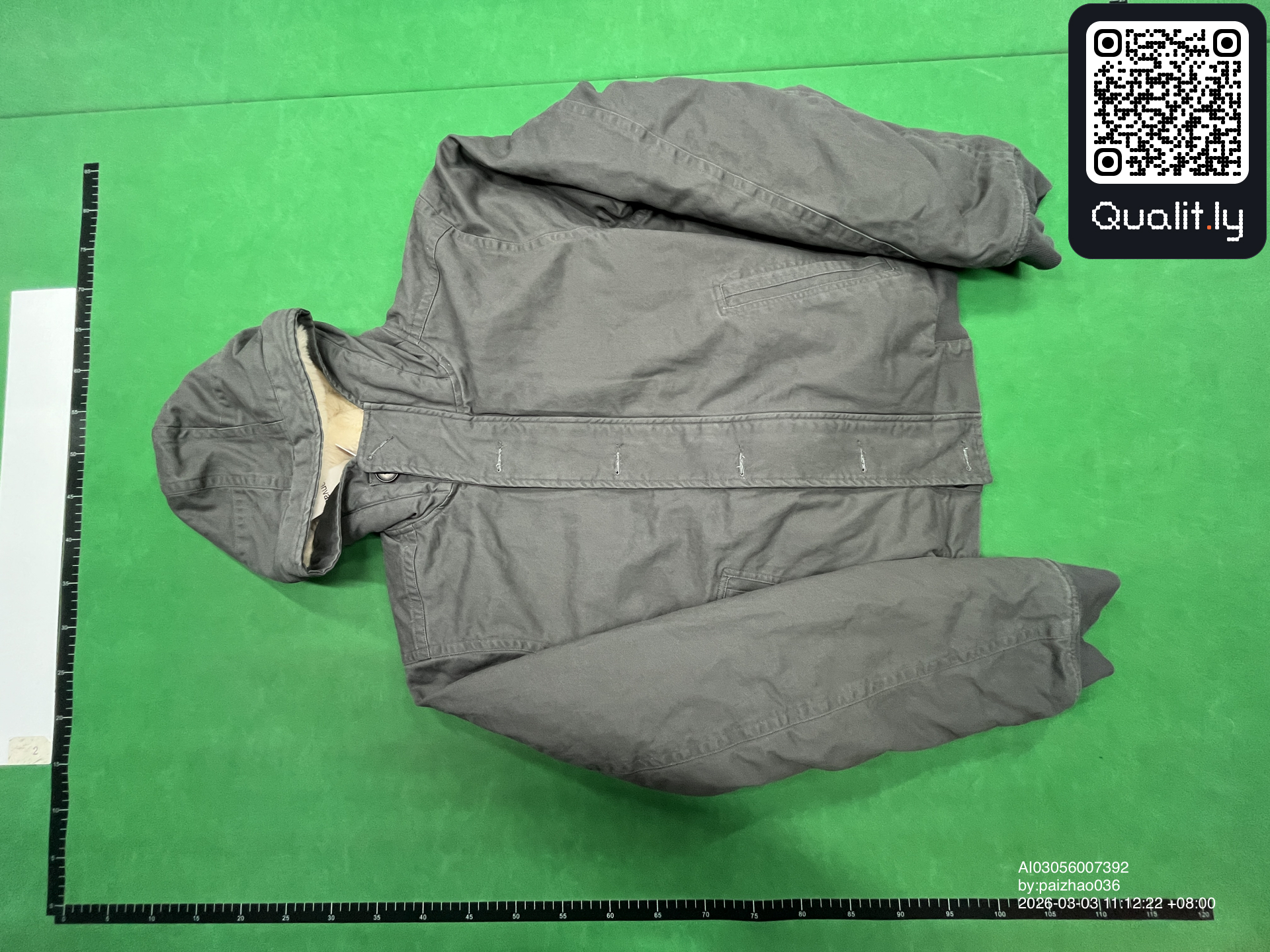 Chaqueta — foto QC 3 de 10