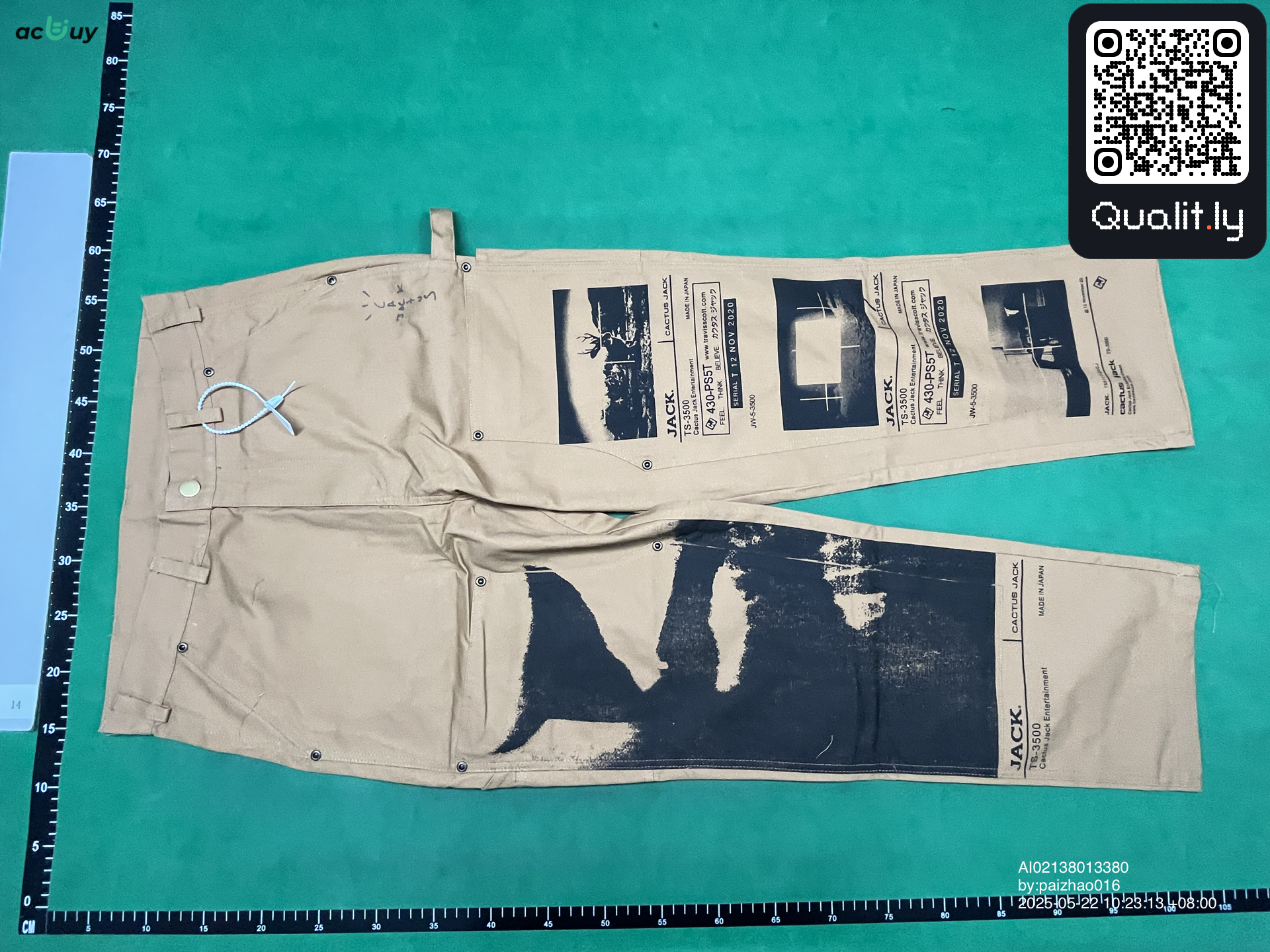Pants QC photo 3 of 30