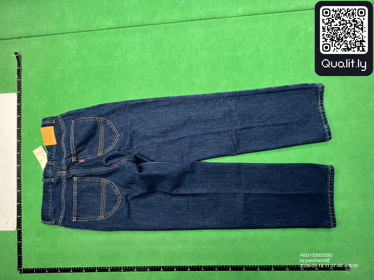 Jeans — QC-foto 2 av 10
