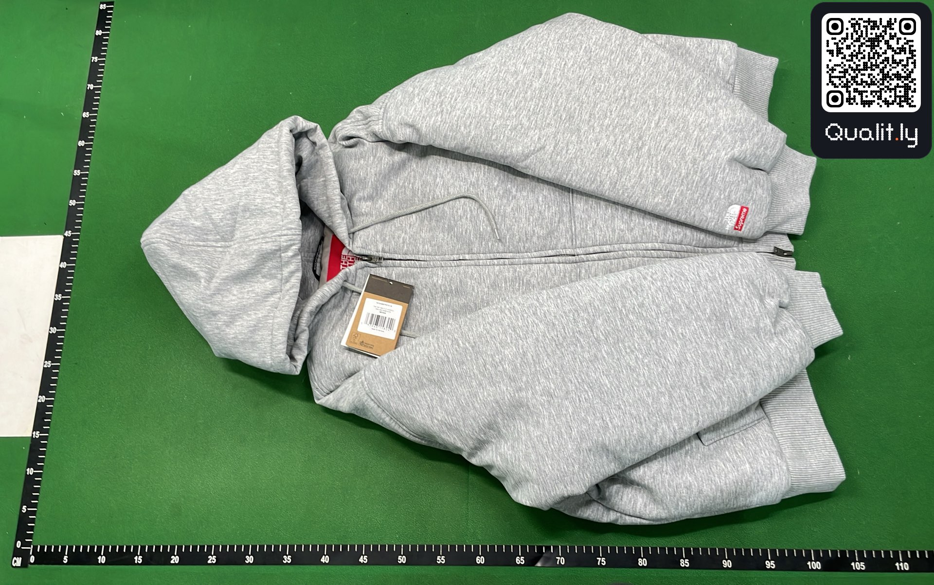 Hoodie — QC-foto 2 av 42