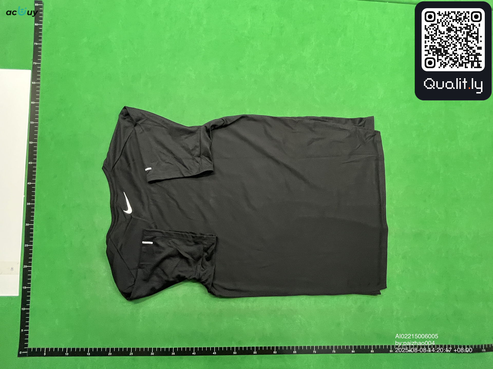 T-shirt — foto QC 2 di 4