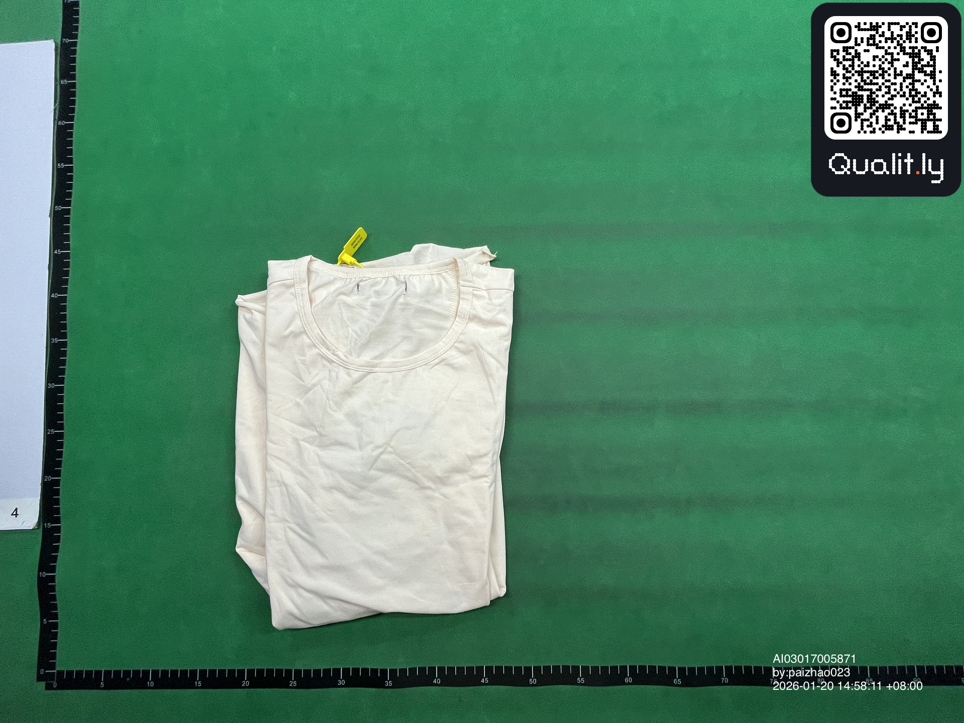 Tricou — fotografie QC 1 din 14