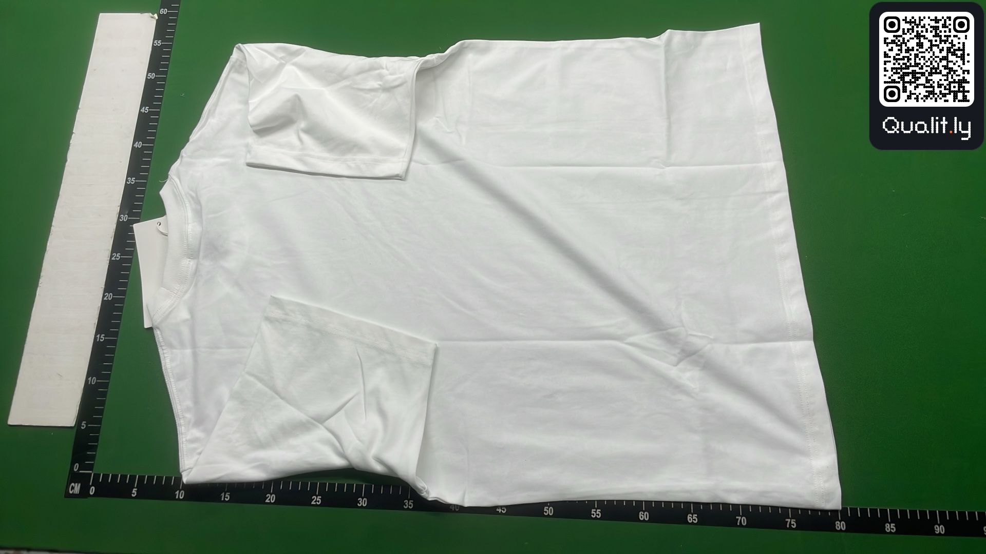 衬衫 QC 照片 3 / 32