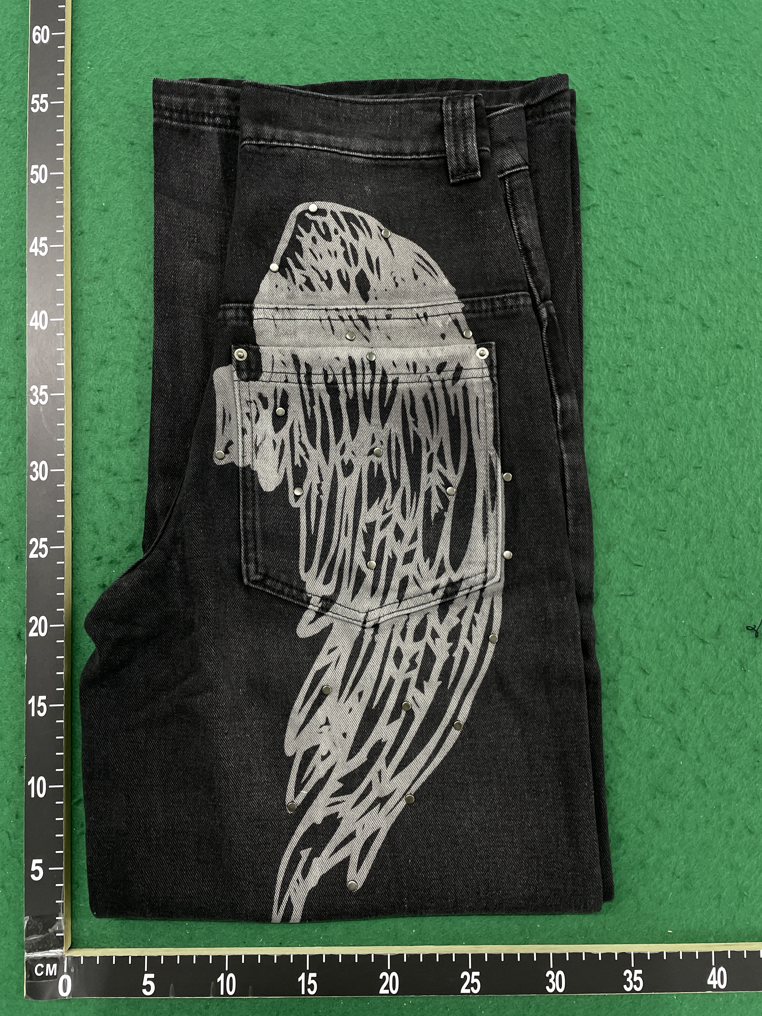 Jeans — QC-foto 1 van 30
