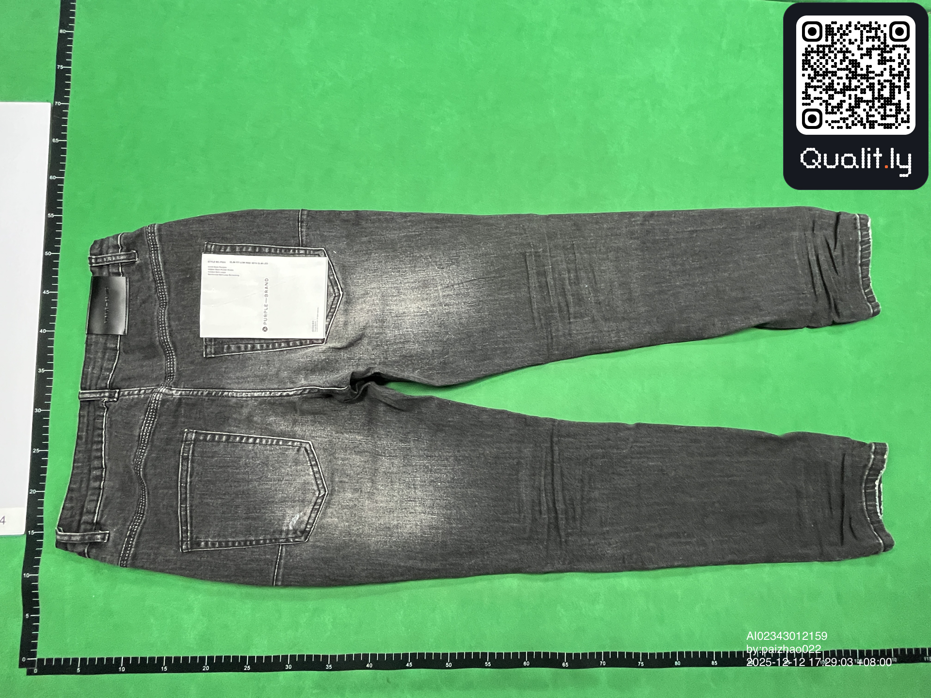 Jeans — QC-foto 2 van 29