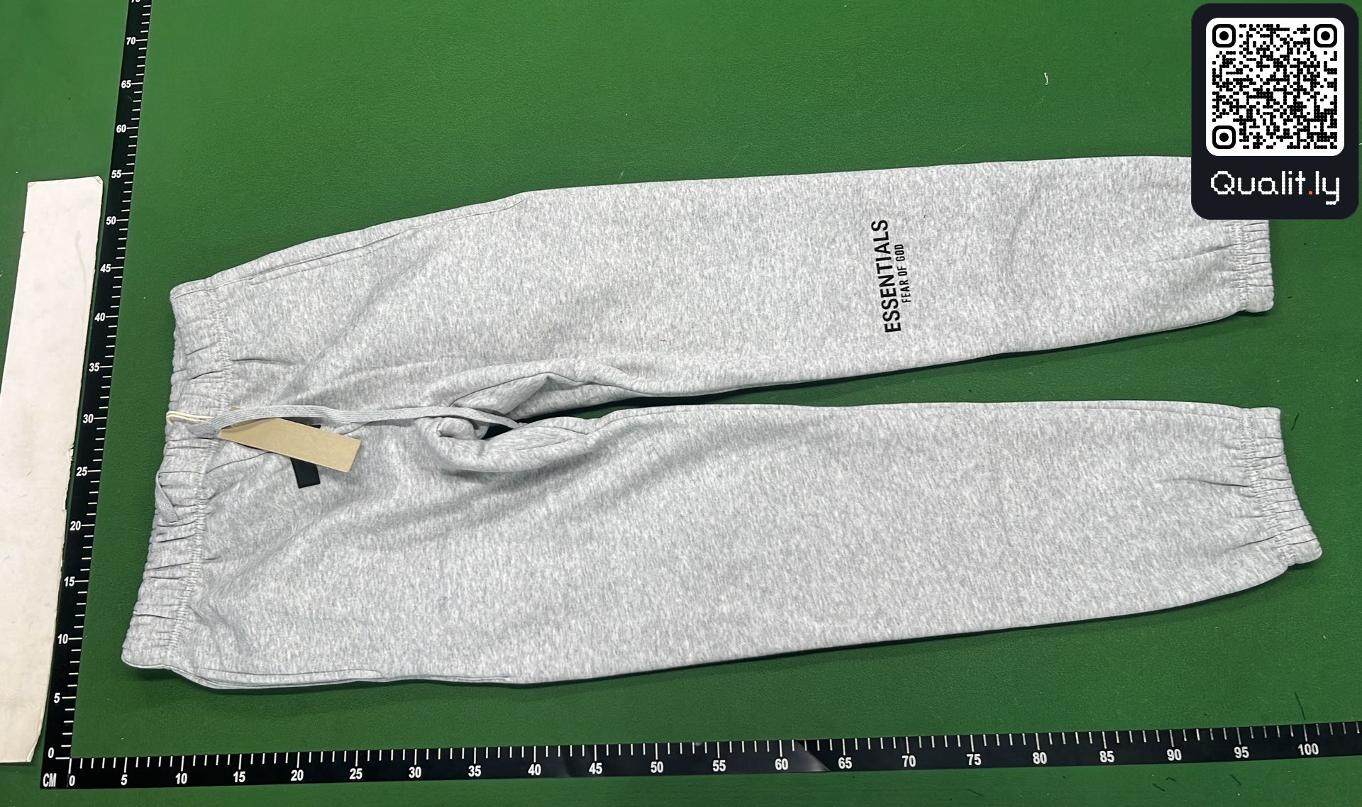 Hoodie — QC-foto 2 av 4