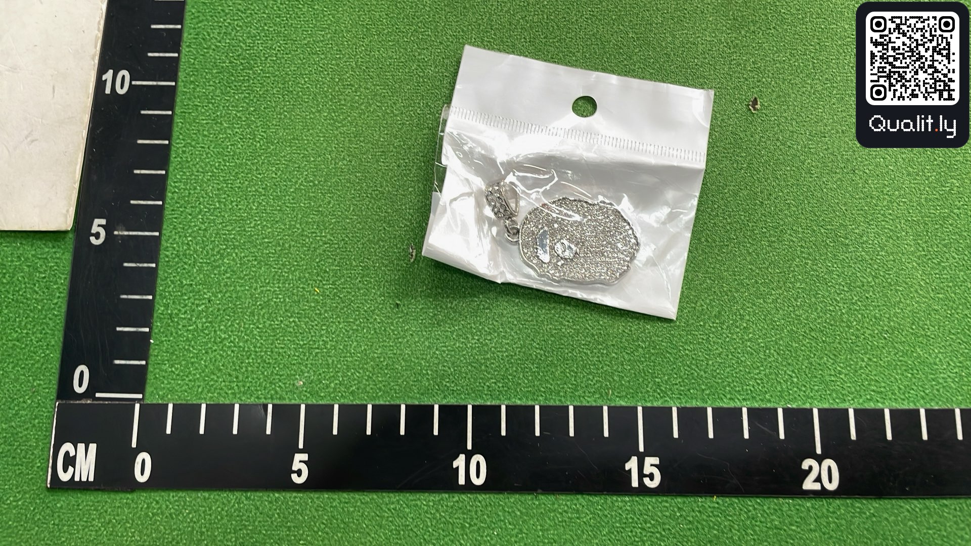 Jewelry QC photo 1 of 3
