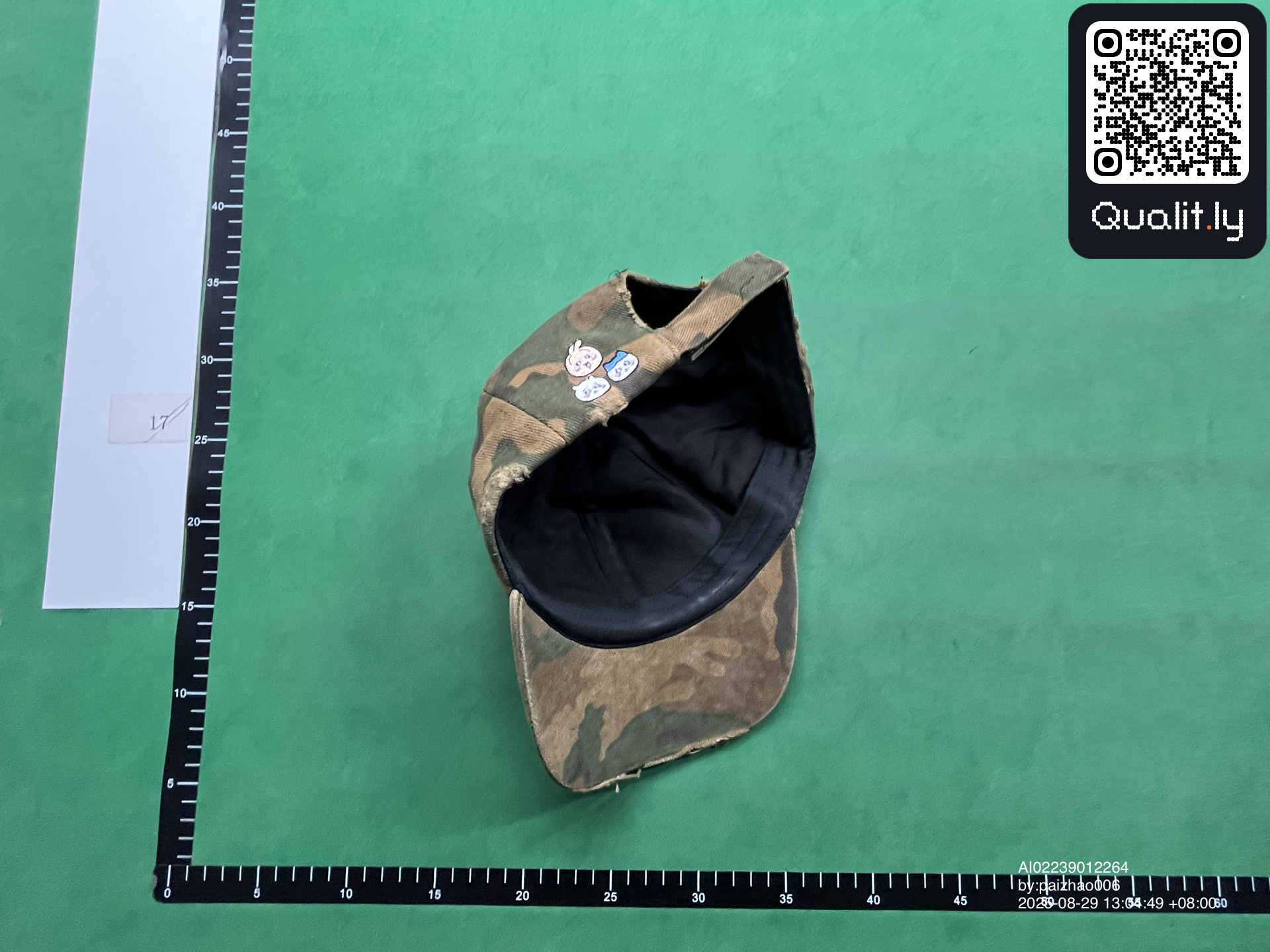 Cap QC photo 1 of 3