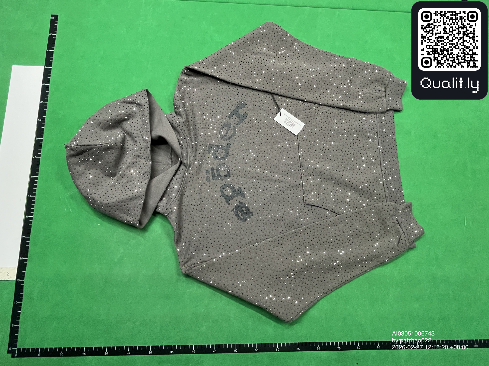 Camisola com capuz — foto QC 2 de 22