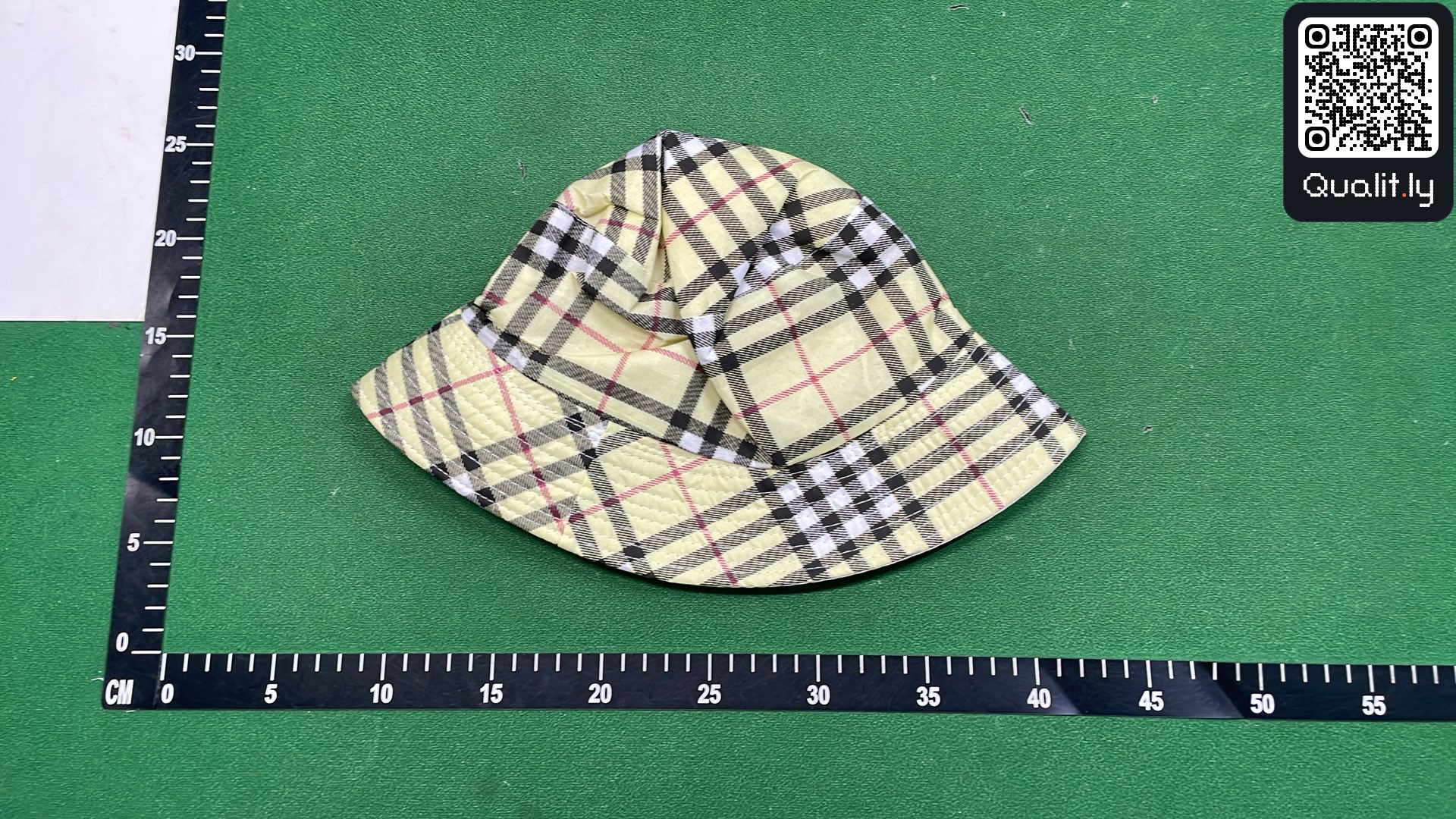 Pet — QC-foto 2 van 3