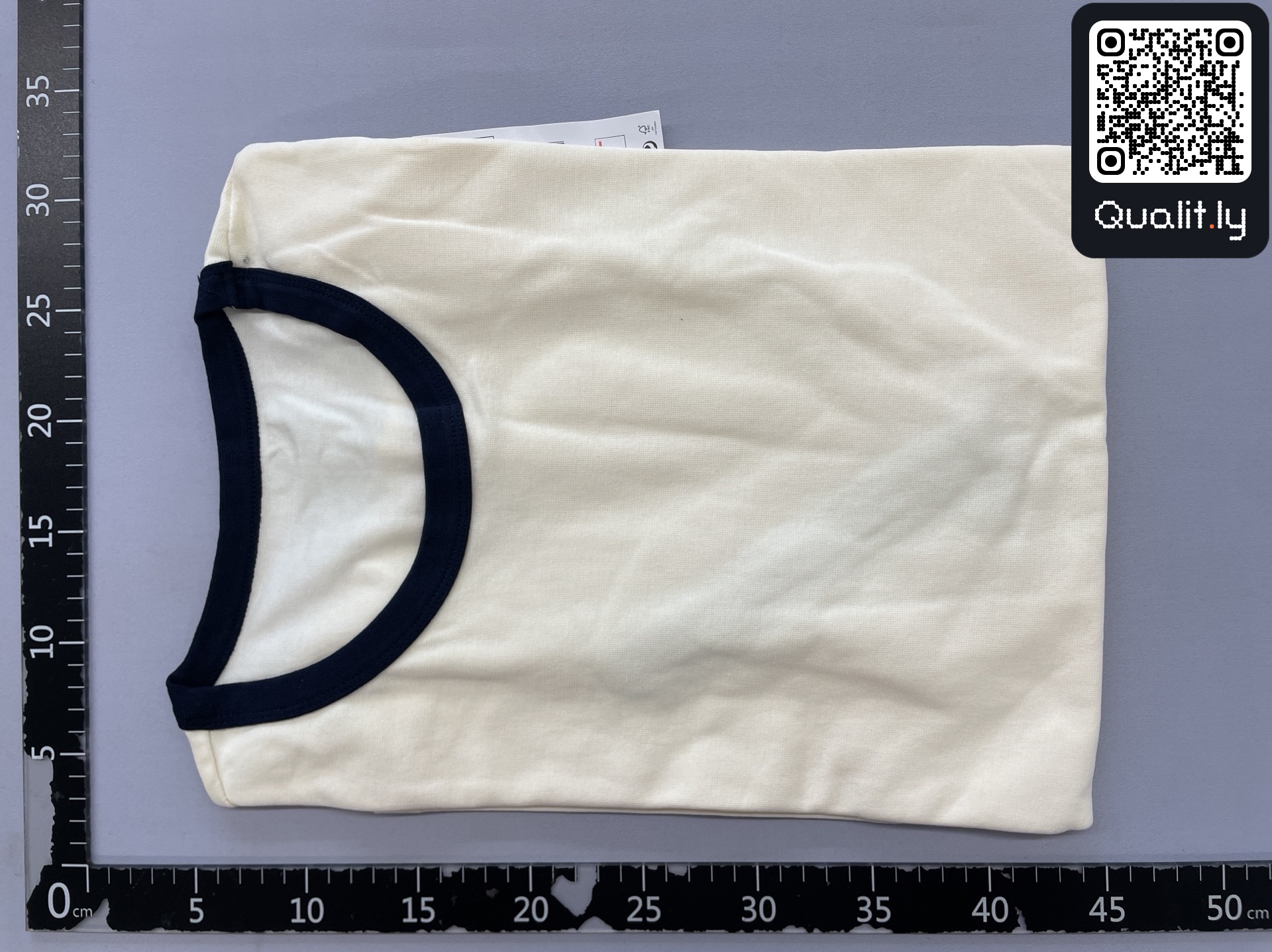 Camiseta — foto QC 1 de 16
