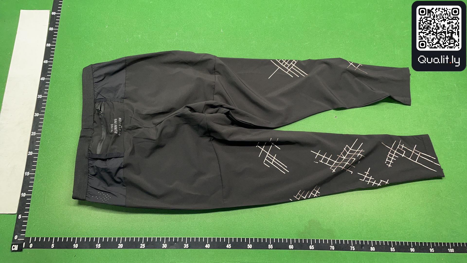 Pantaloni — foto QC 3 di 8