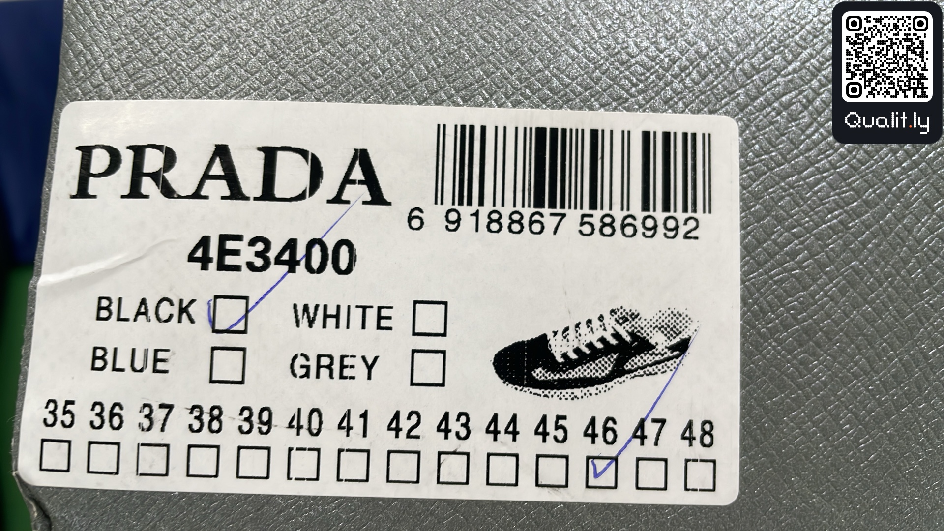 Sneakers QC photo 2 of 120