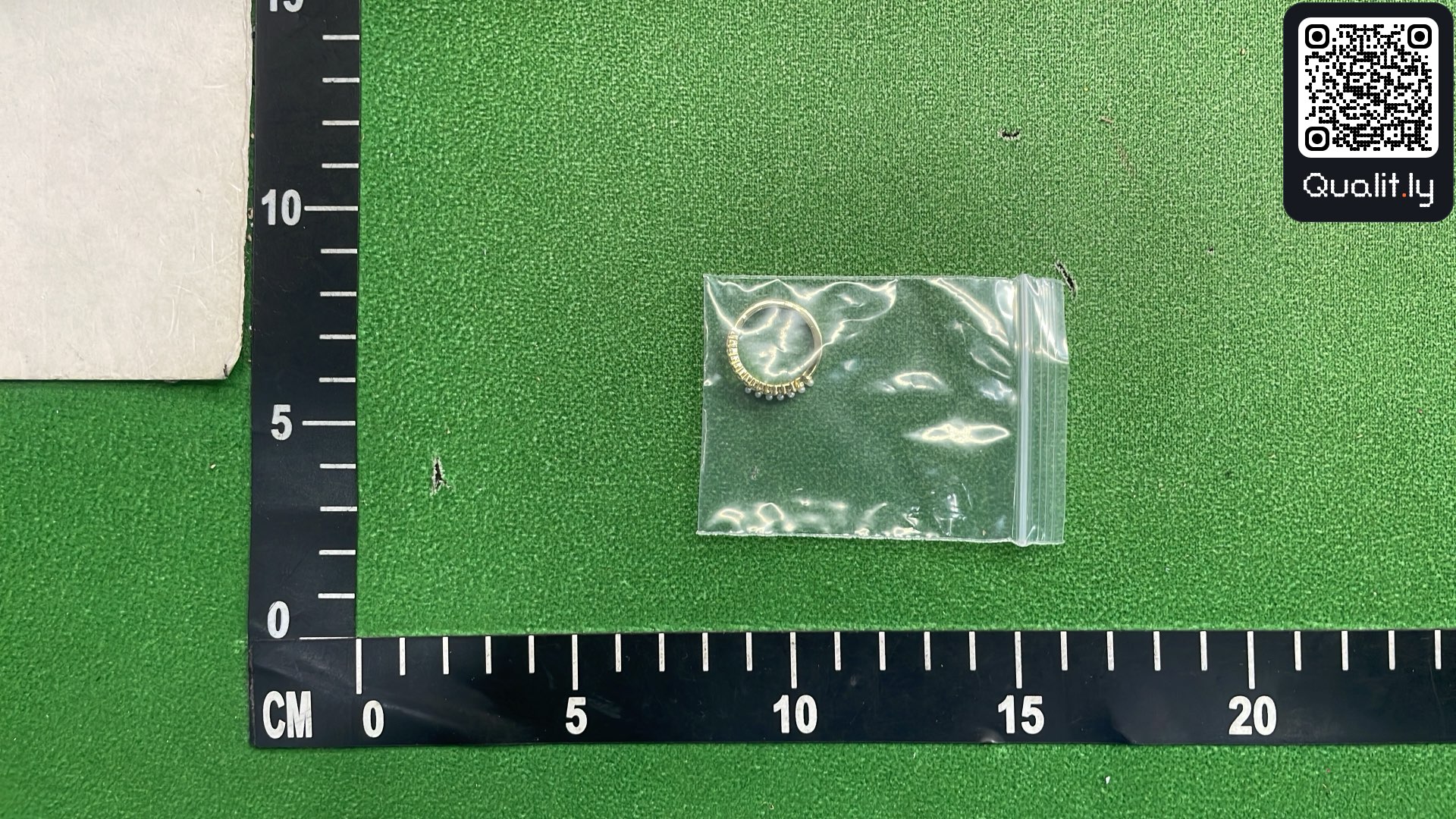 Gioiello — foto QC 3 di 3