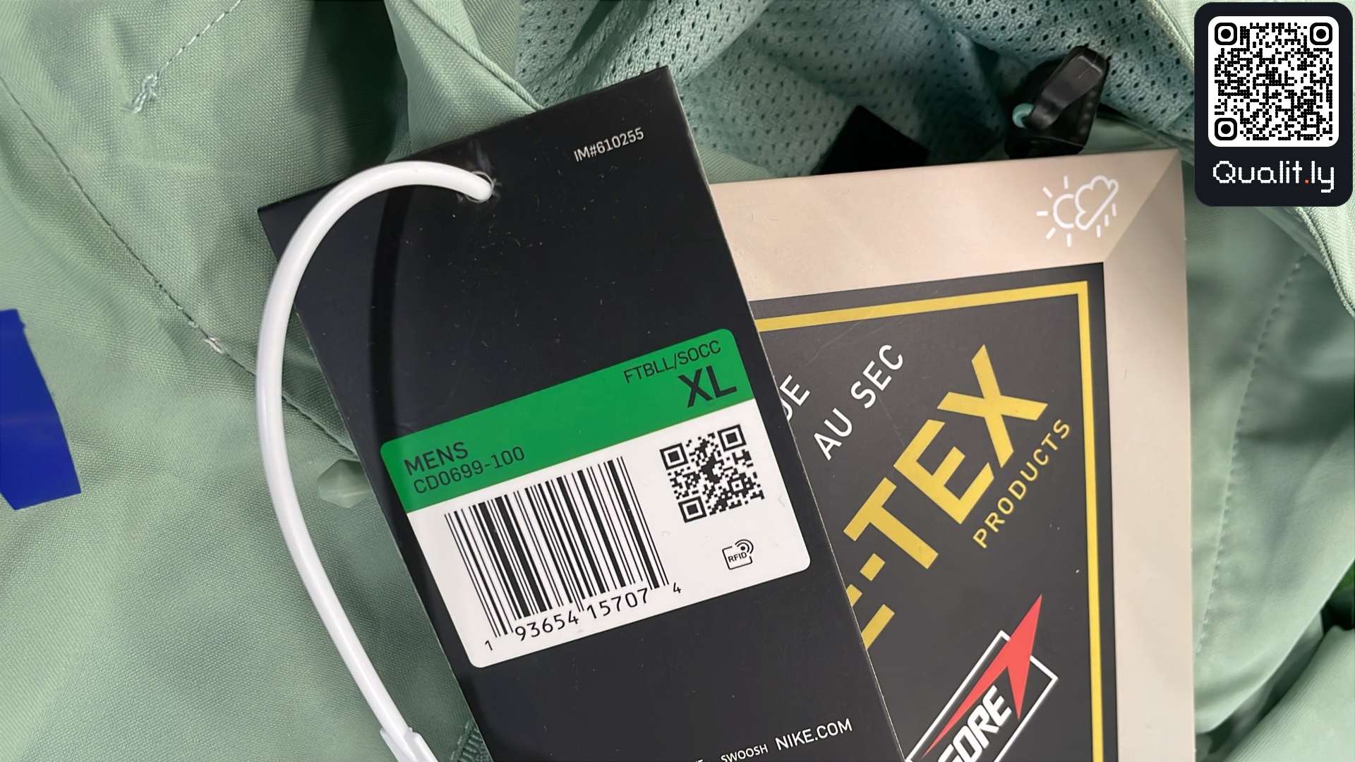 Jacket QC photo 1 of 4