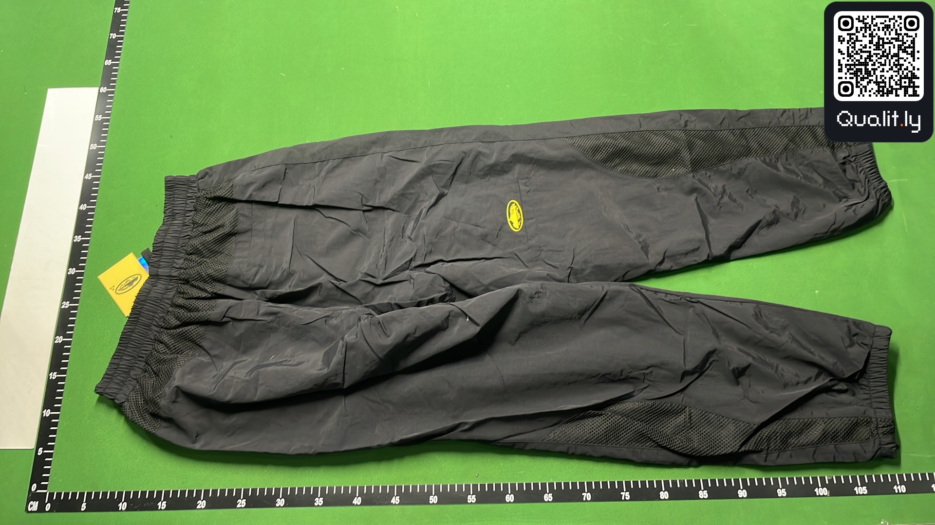 Jacket QC photo 3 of 32