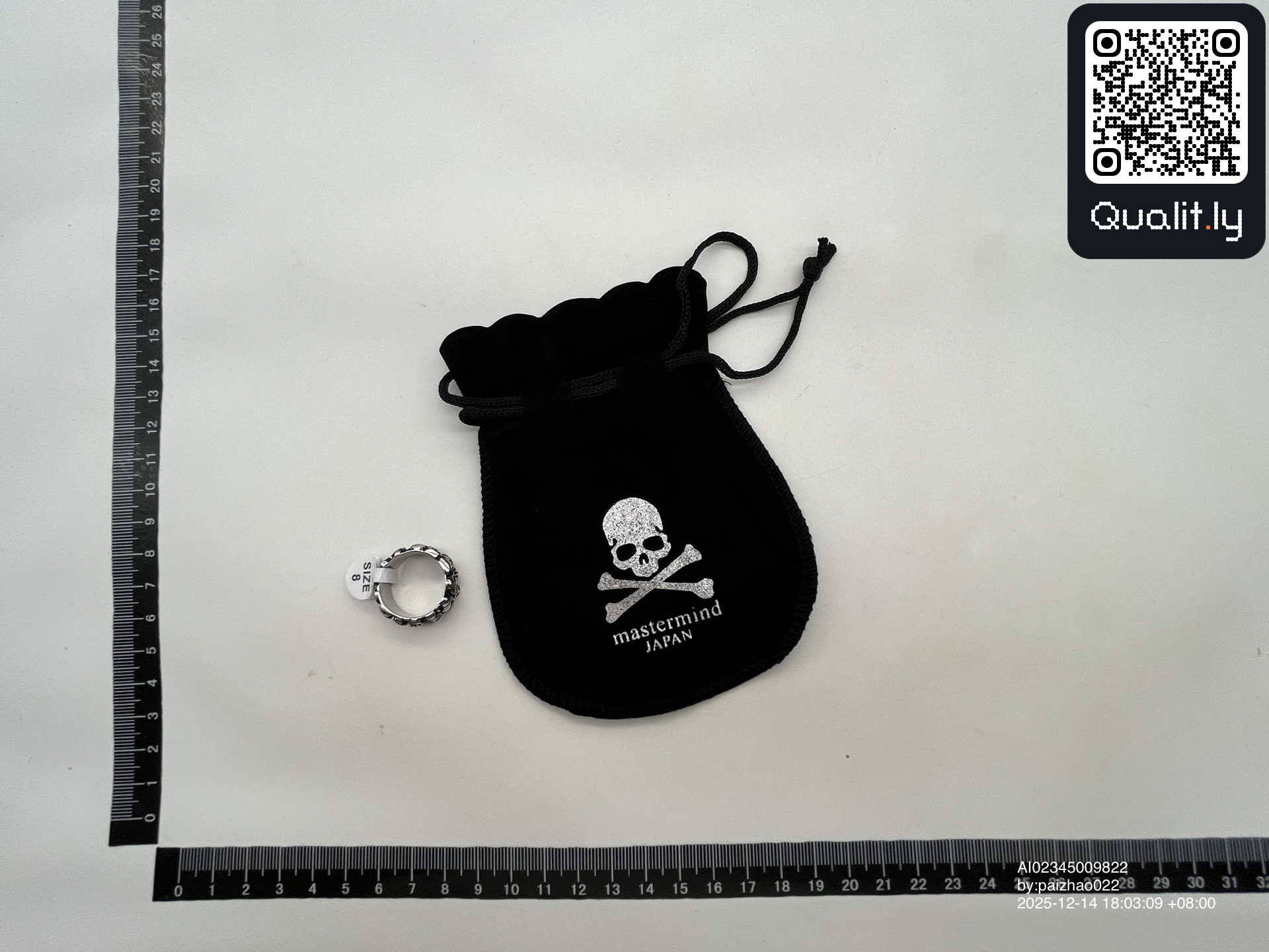 Schmuck — QC-Foto 1 von 3