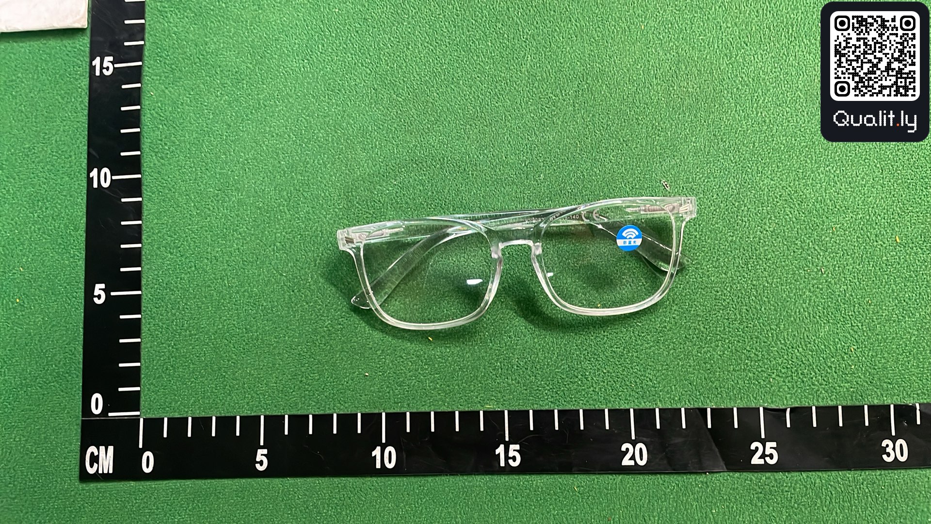 Sonnenbrille — QC-Foto 1 von 9