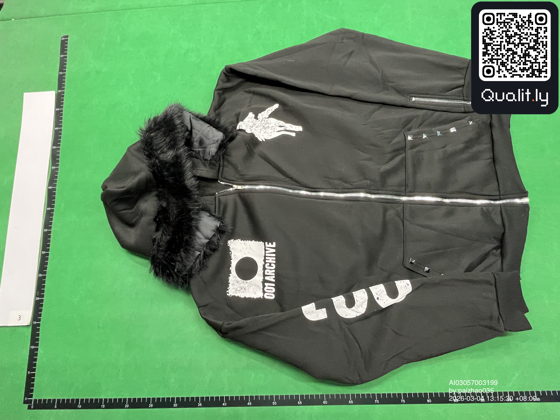 Hoodie — QC-foto 3 av 4