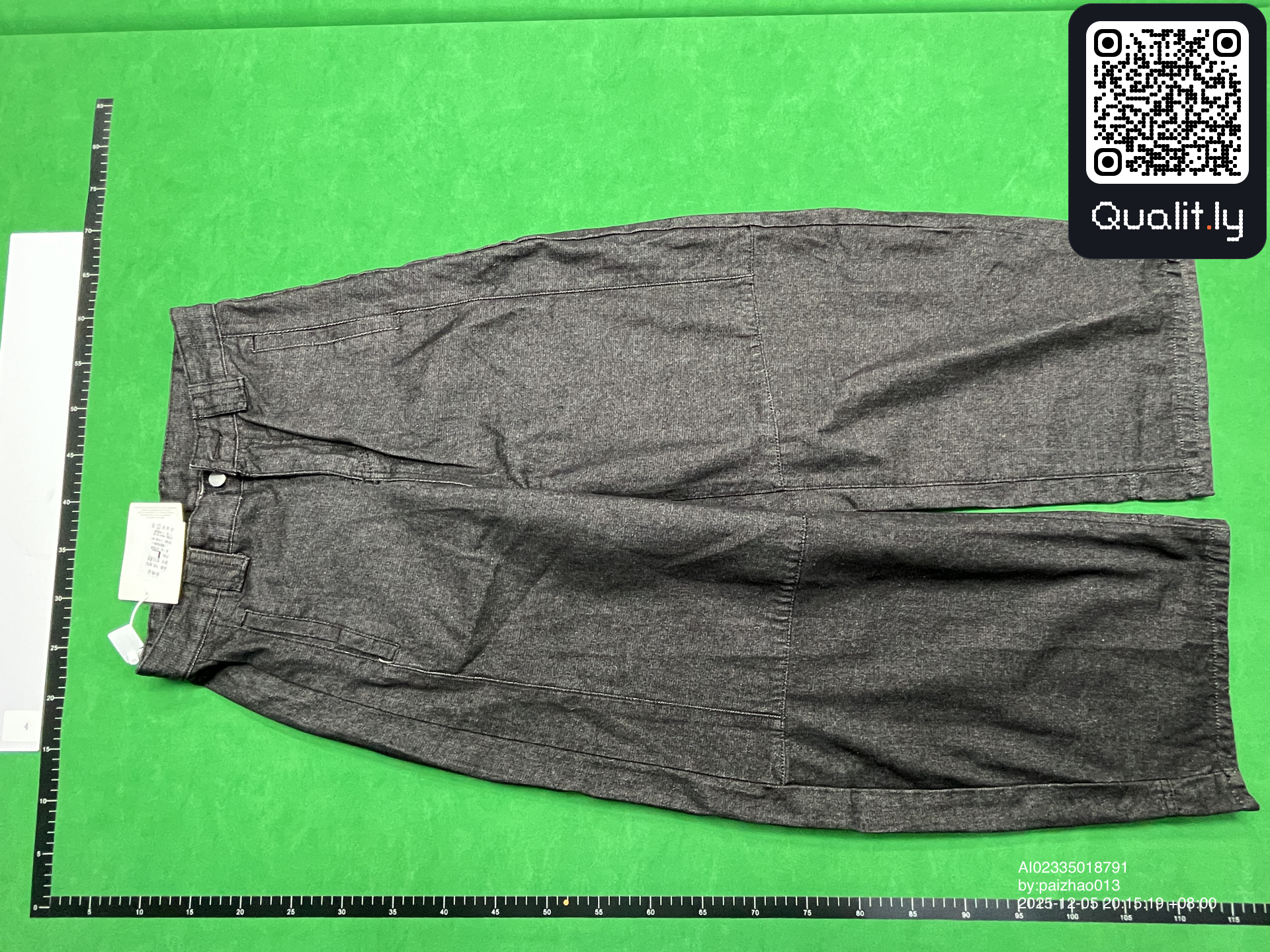 Jeans — QC-Foto 3 von 8