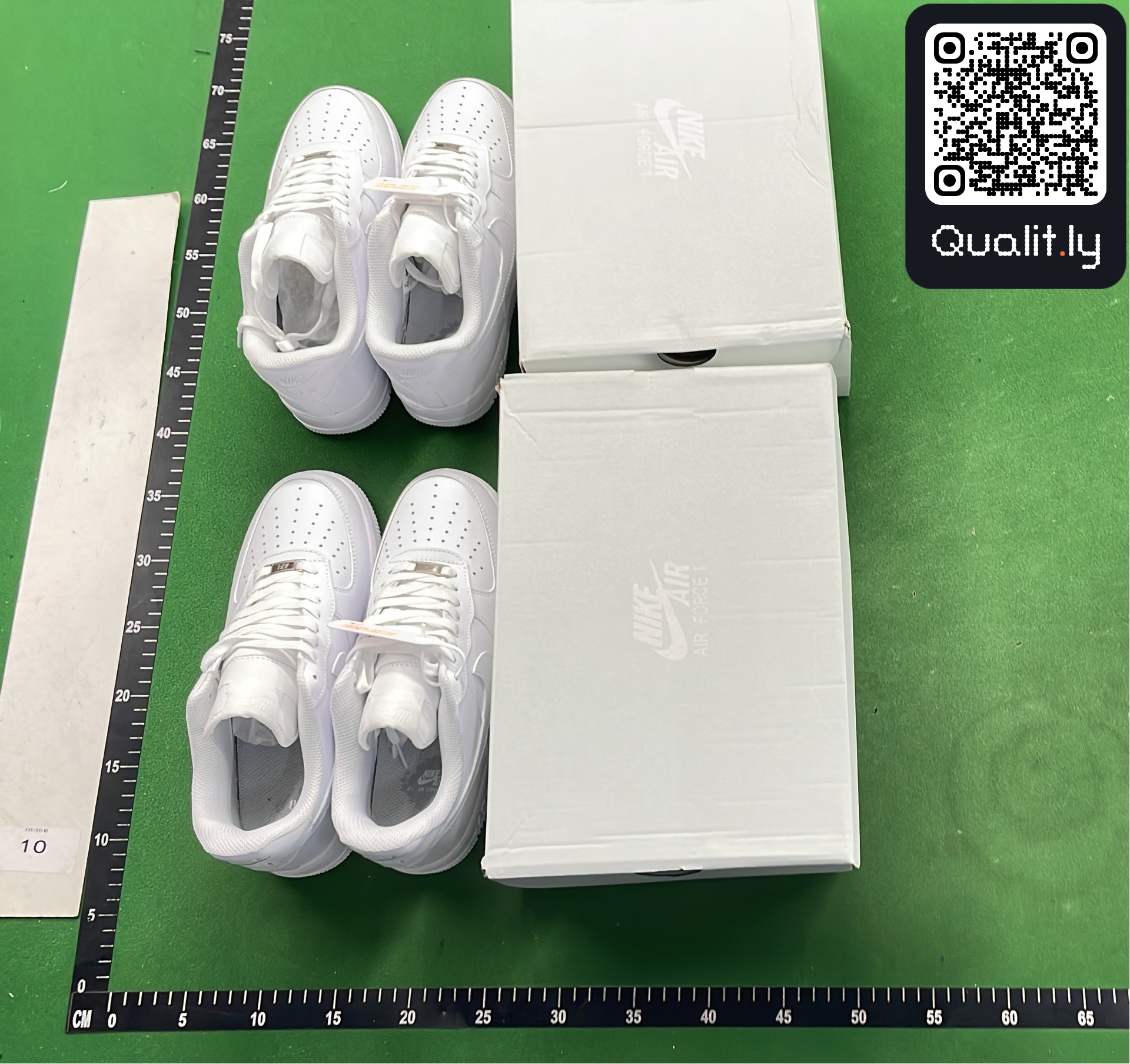 Sneakers — QC-foto 1 av 96
