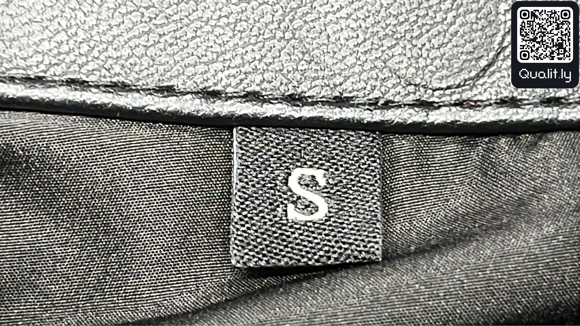 Chaqueta — foto QC 1 de 4