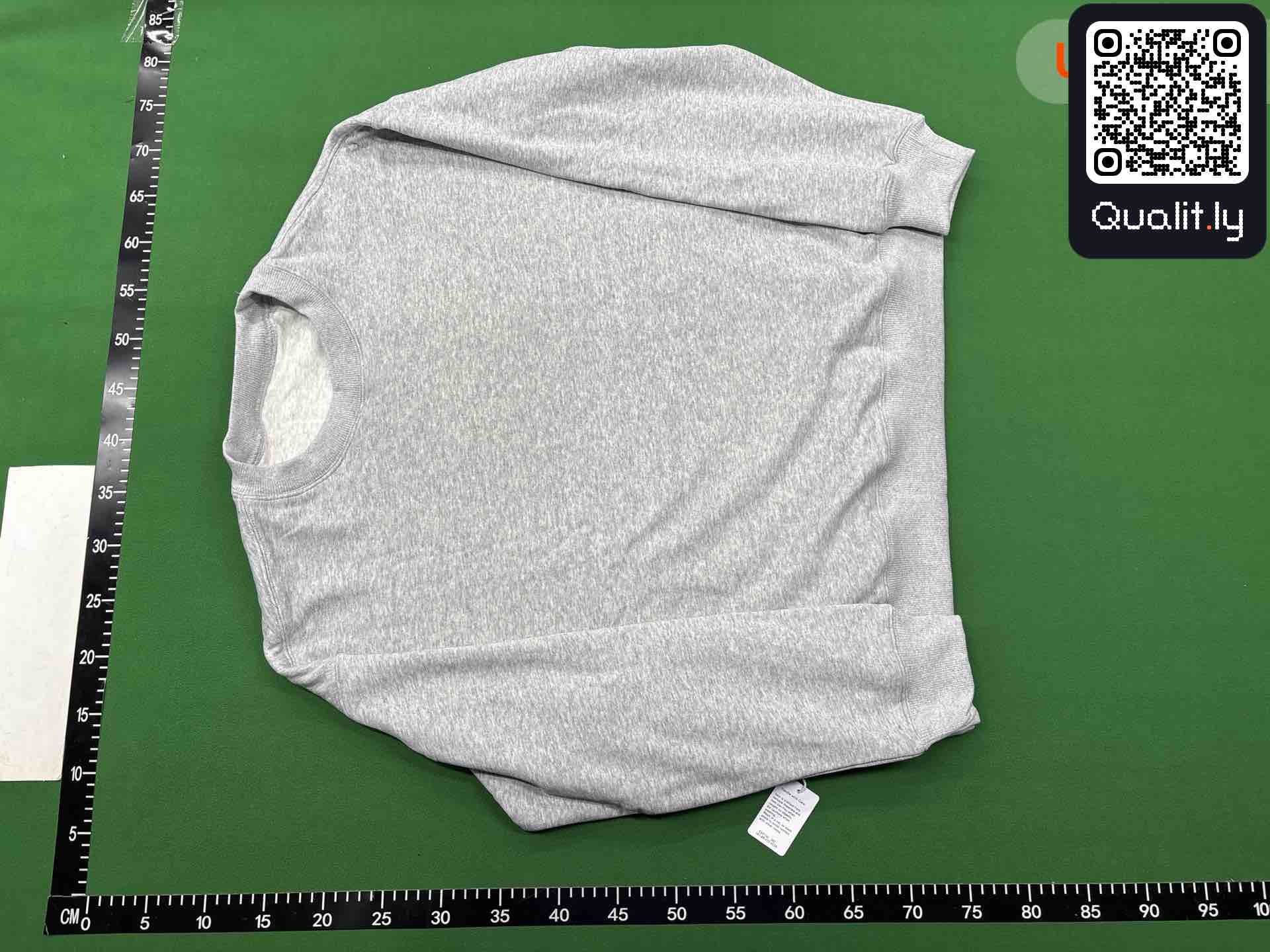 Bluza — zdjęcie QC 2 z 4