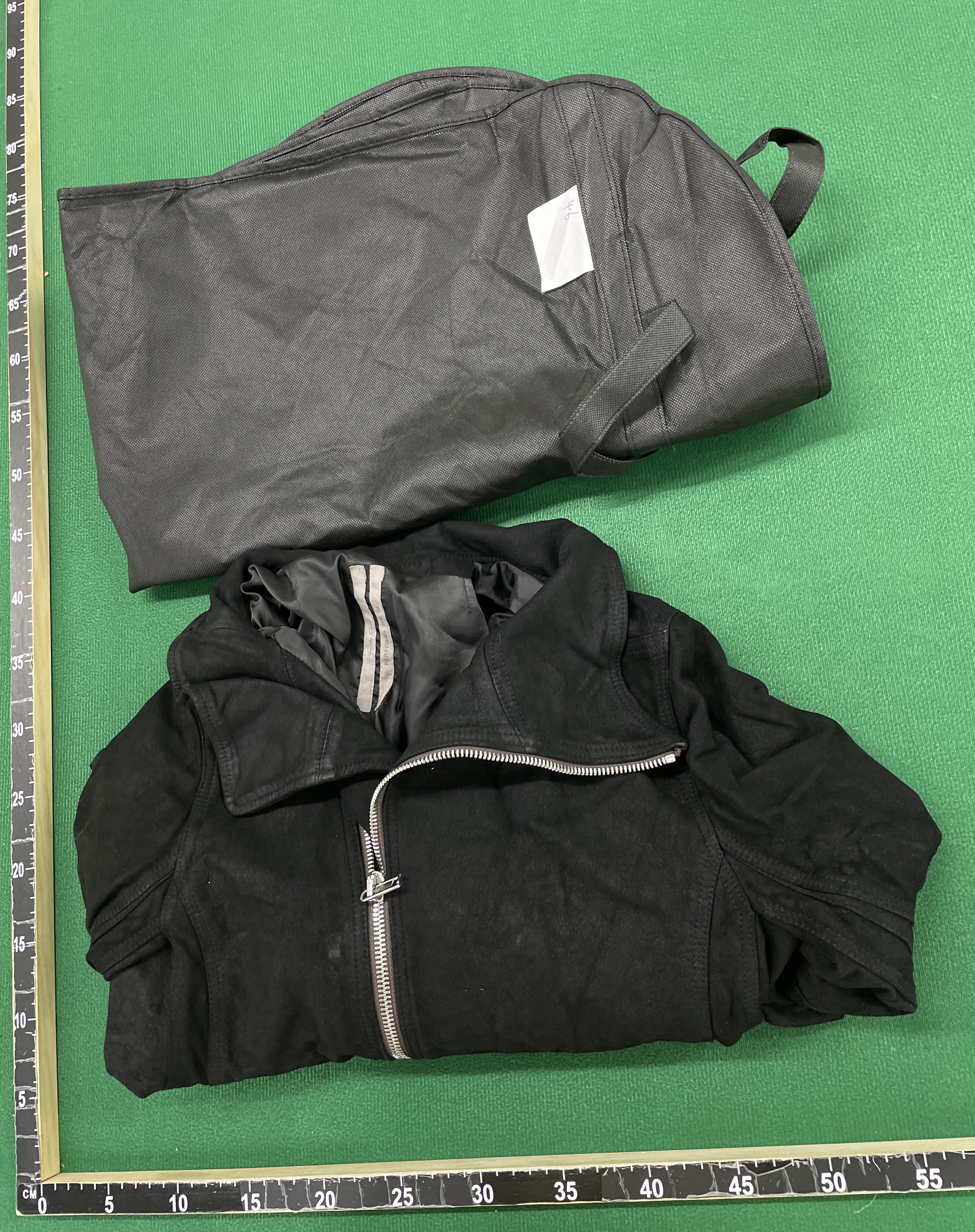 Veste — photo QC 1 sur 5