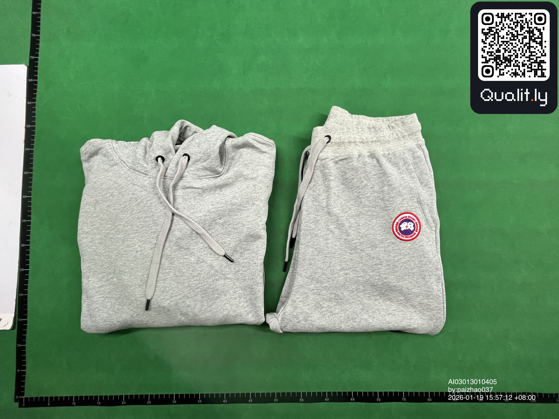 Sweatshirt — QC-foto 3 av 10