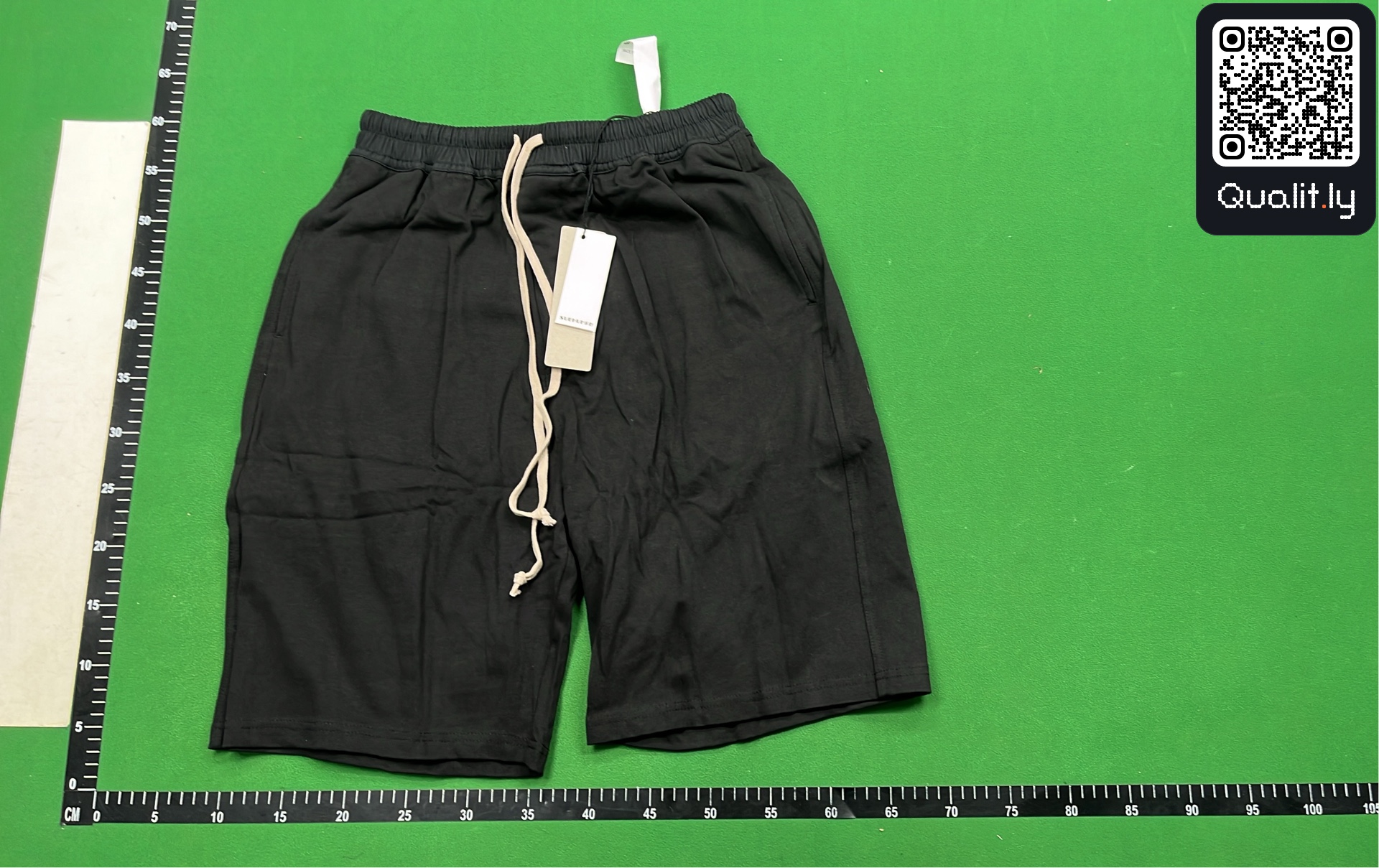 Pants QC photo 2 of 4