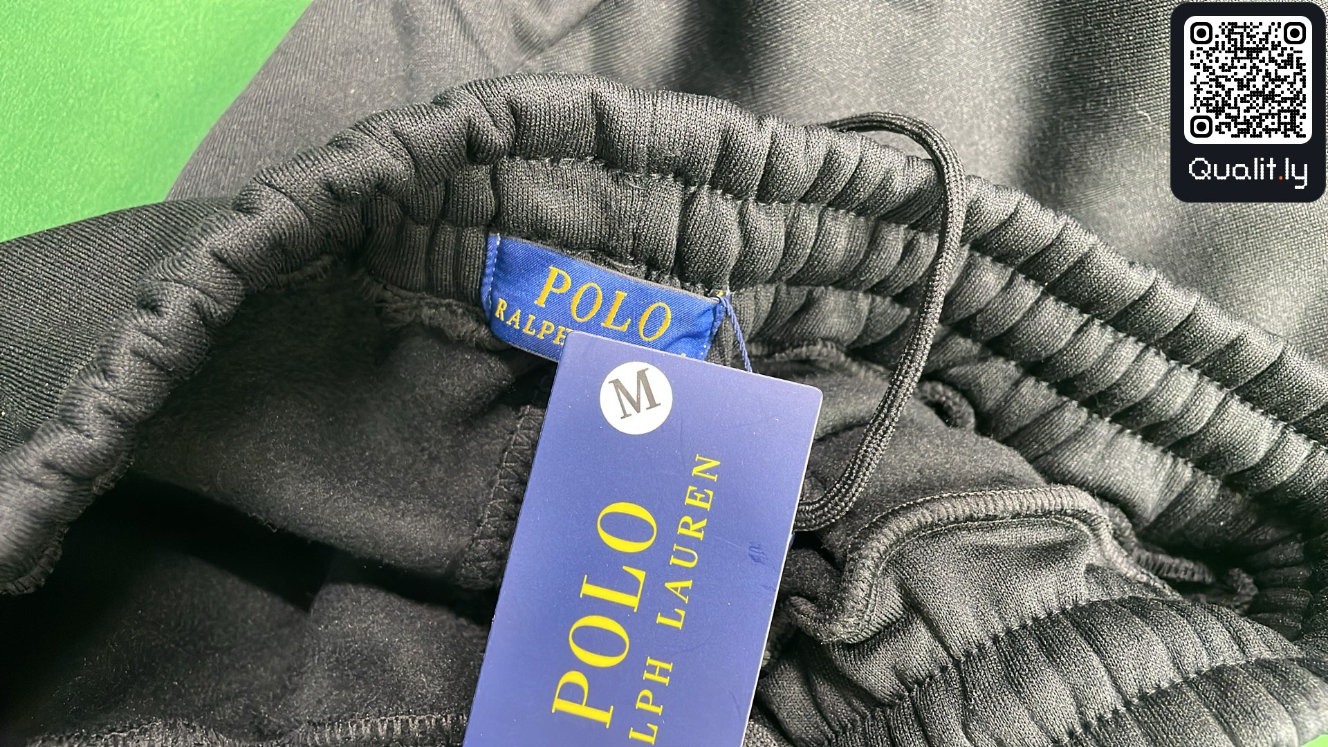 Pantaloni — fotografie QC 1 din 8