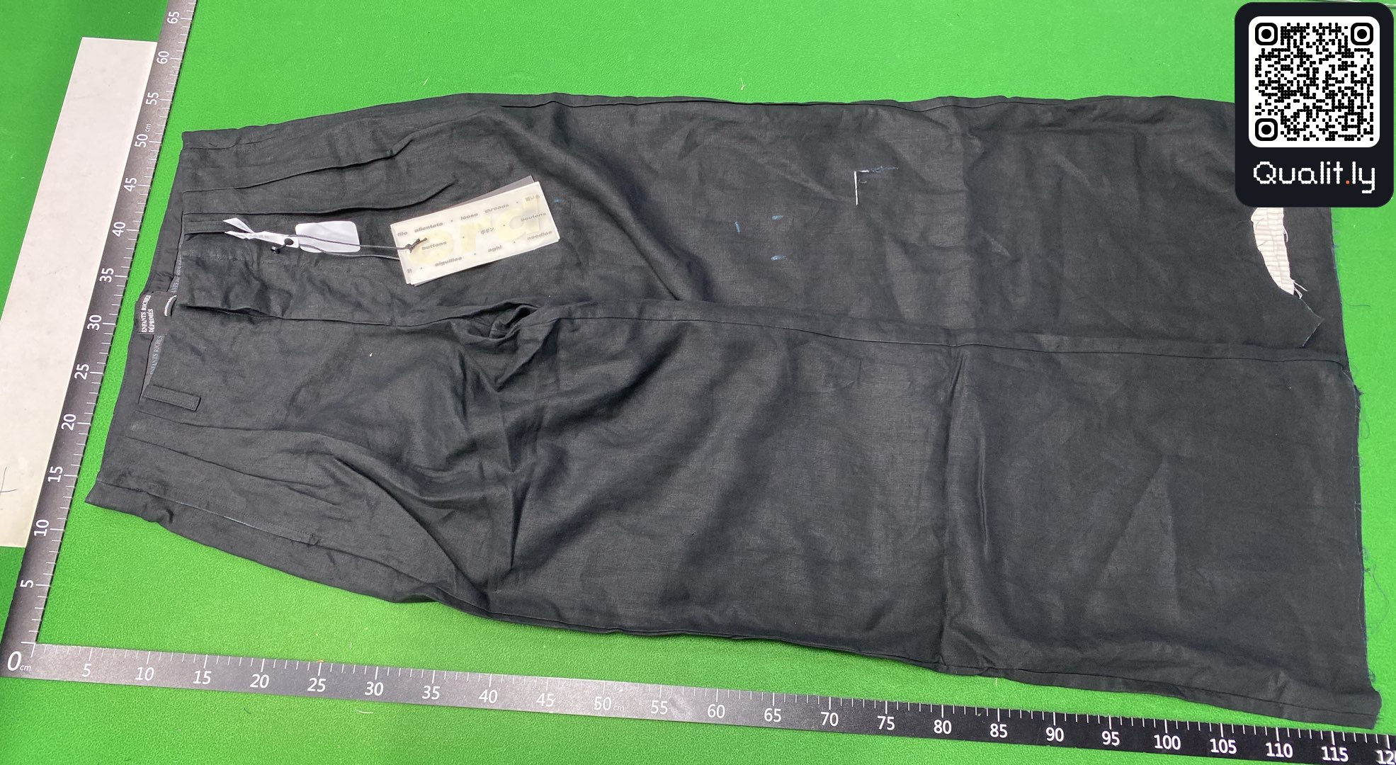 Pants QC photo 2 of 8