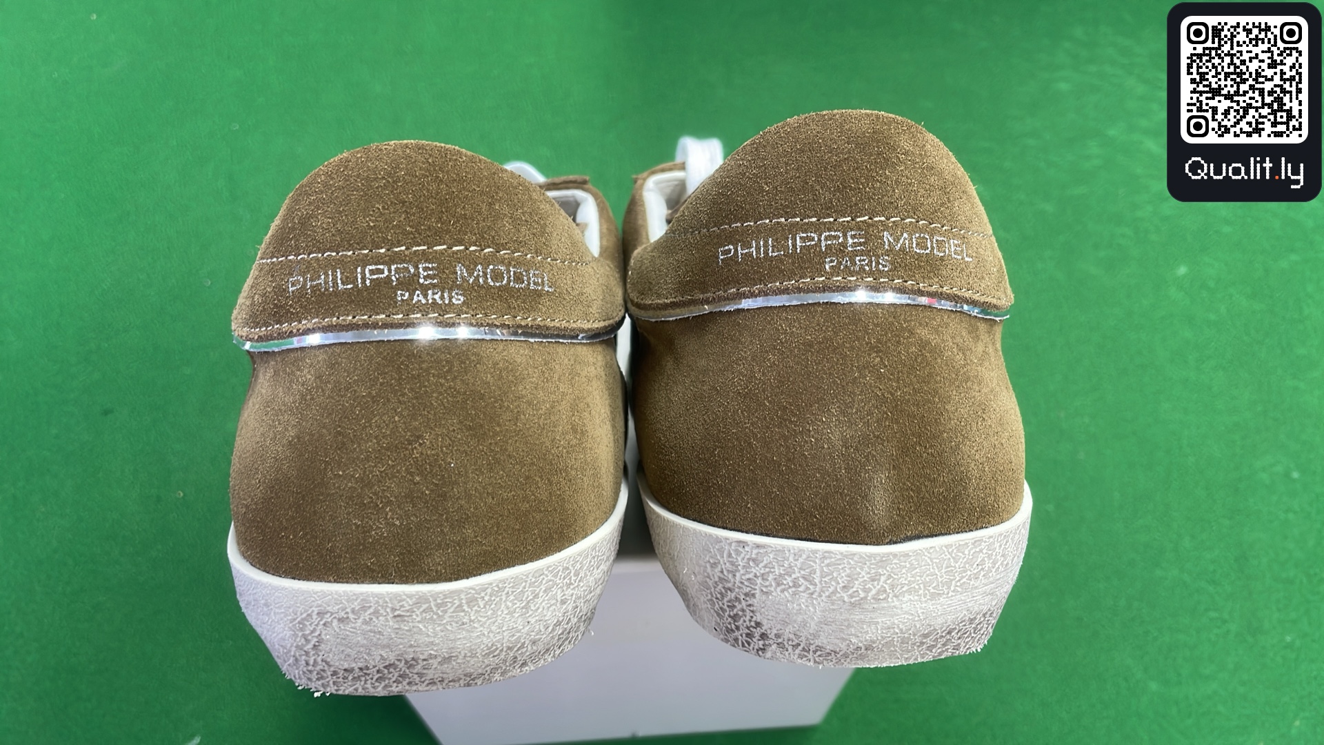 Sneakers — QC-foto 3 av 6