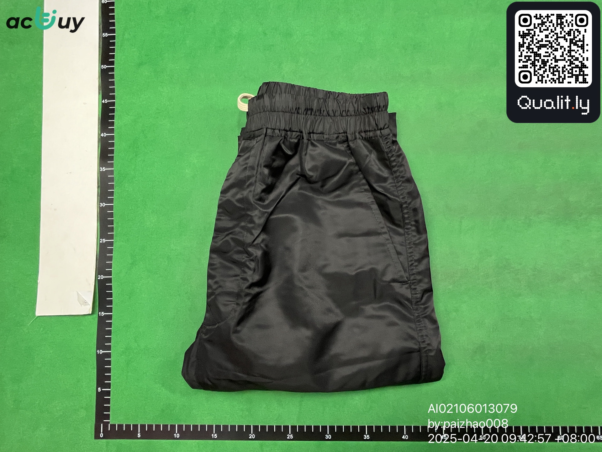 长裤 QC 照片 1 / 4