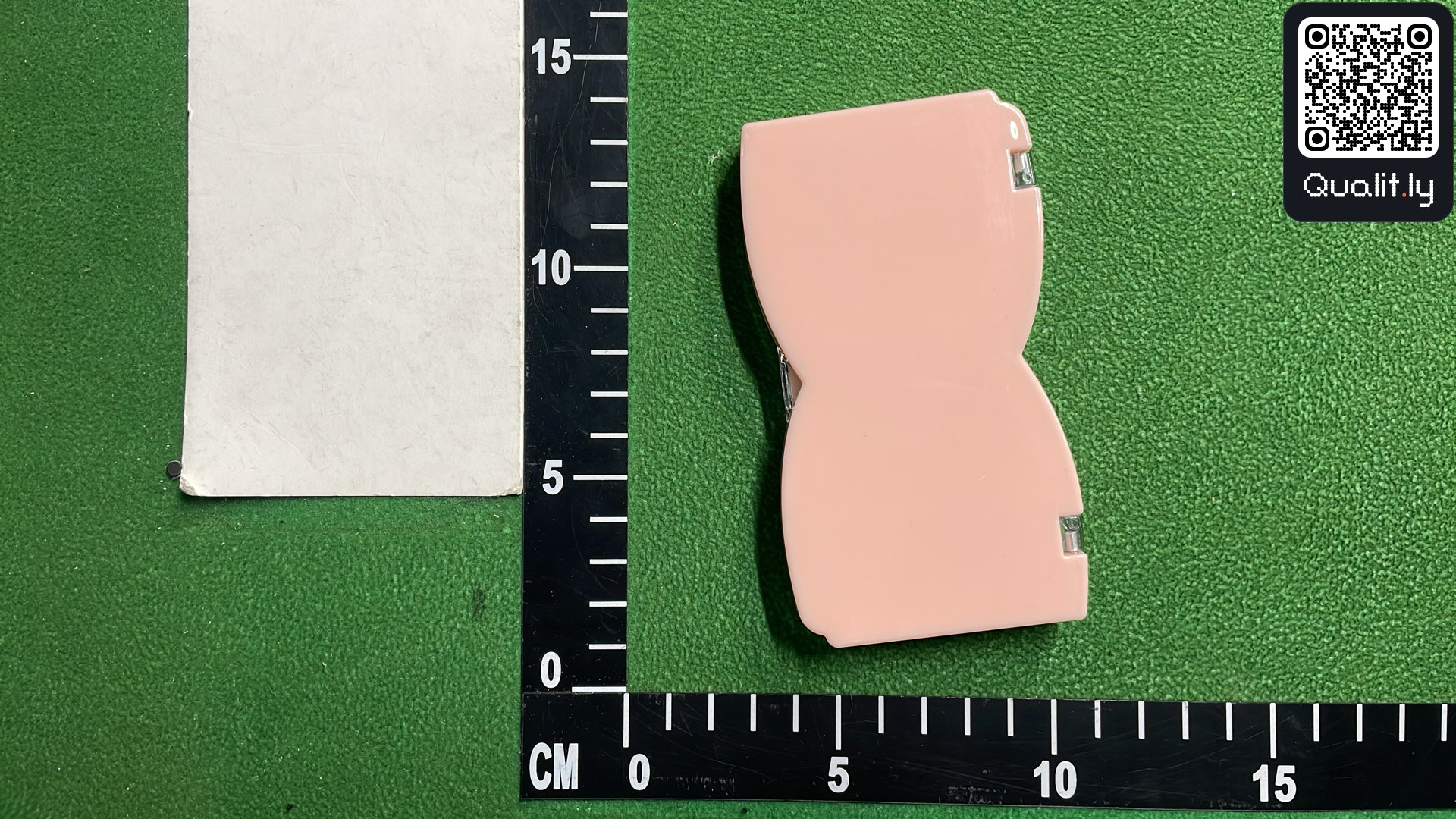 Foto QC 2 di 9