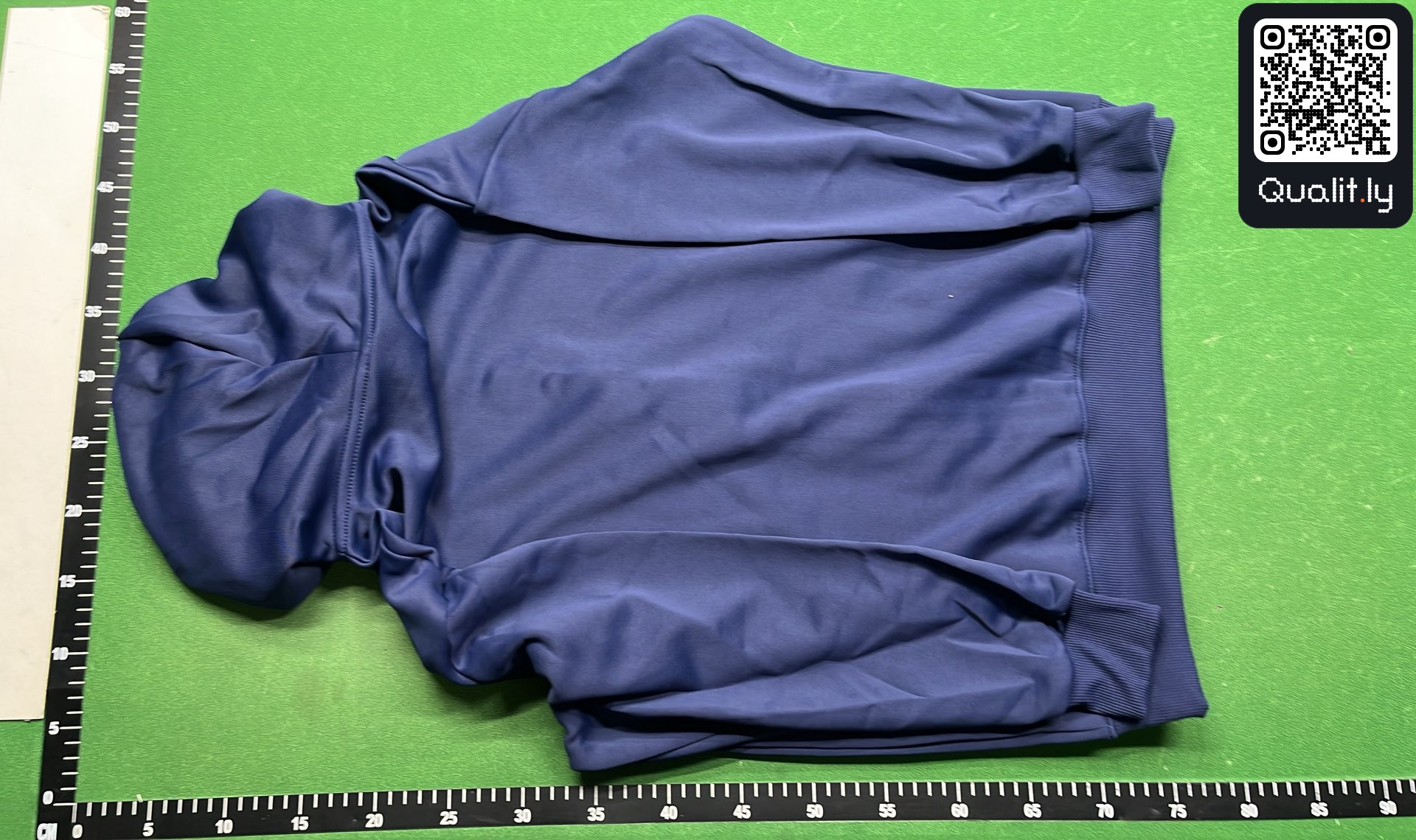 Sweat à capuche — photo QC 3 sur 16