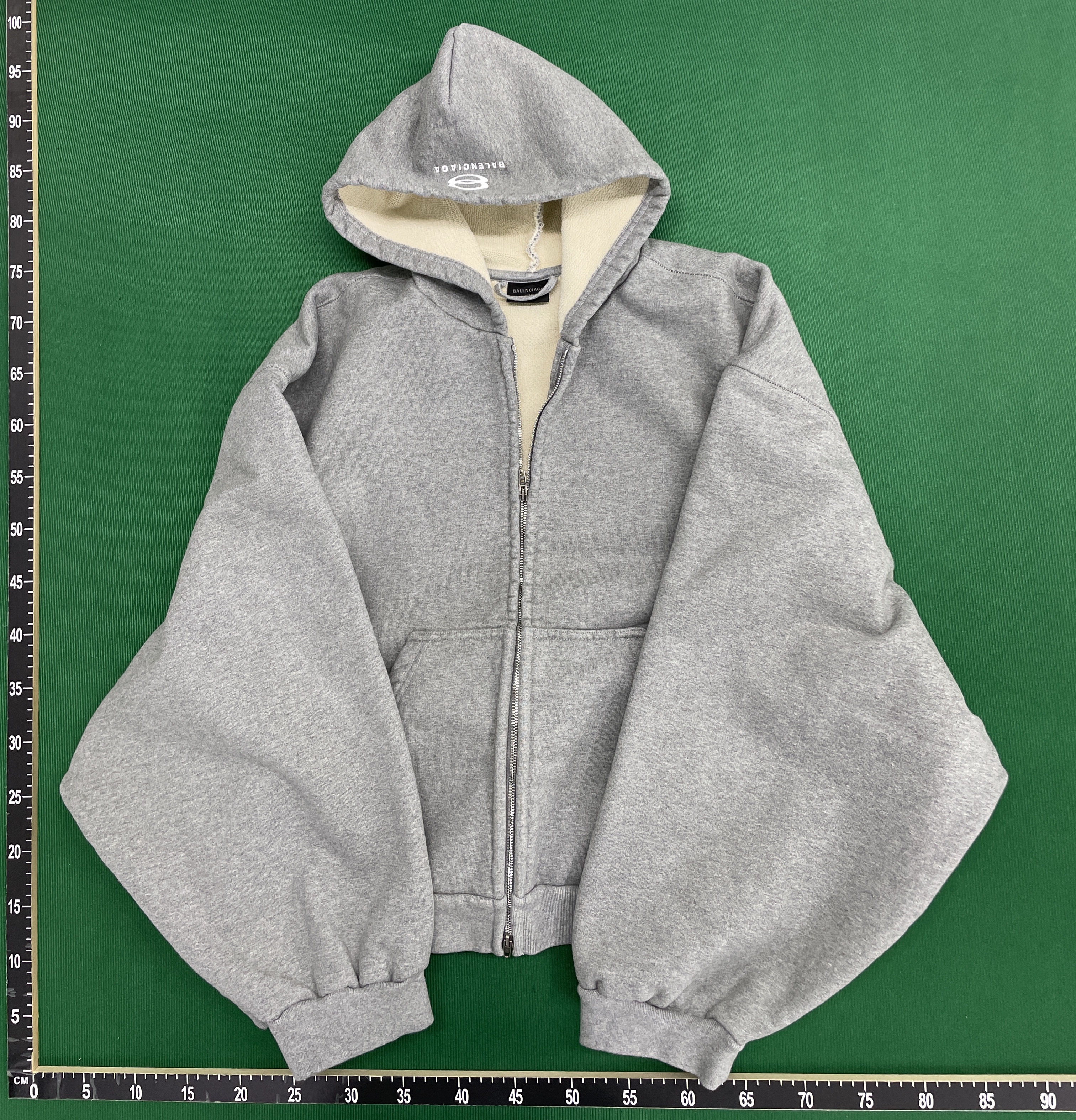 Sweat à capuche — photo QC 2 sur 22