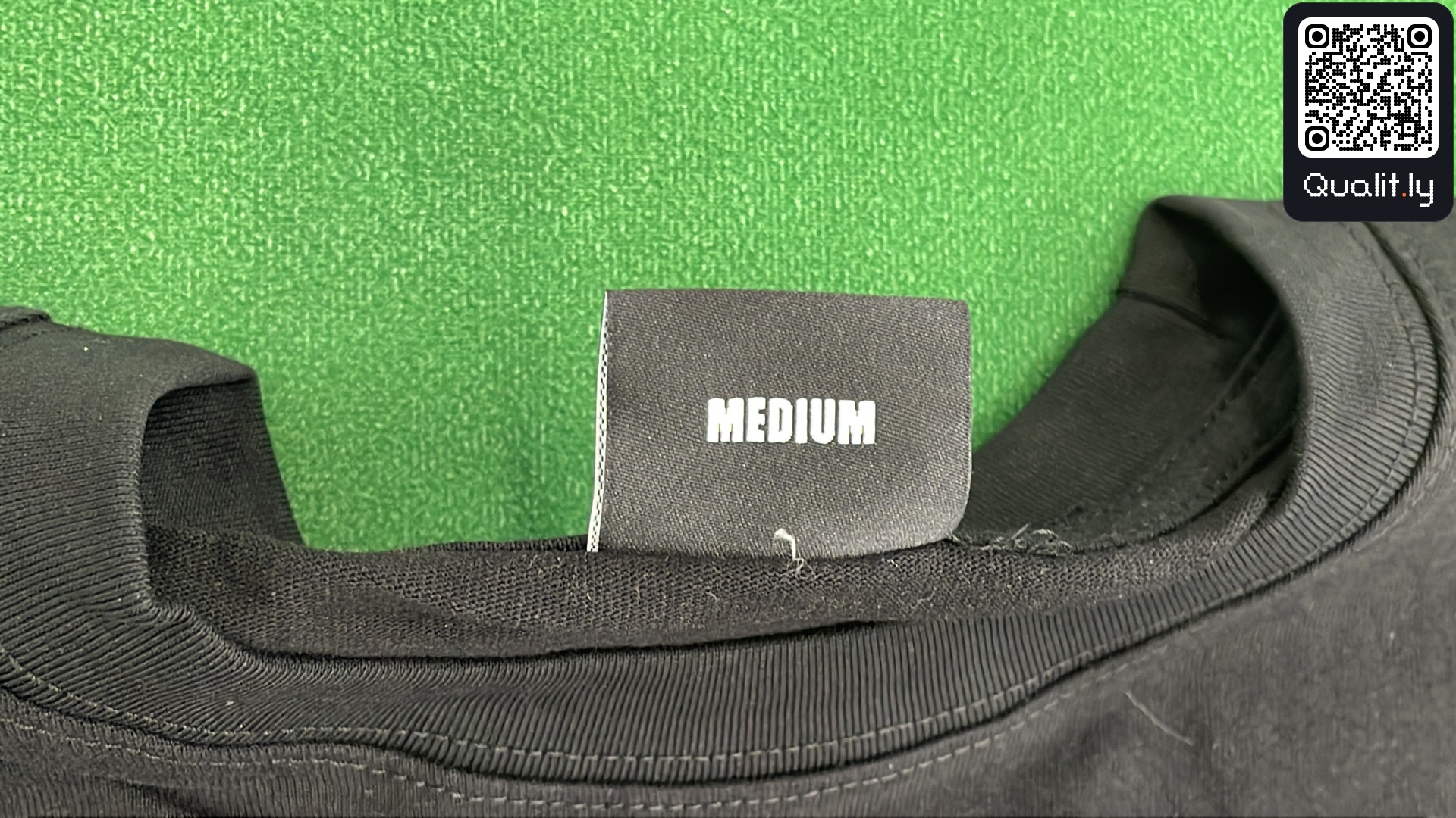 Hemd — QC-Foto 1 von 173