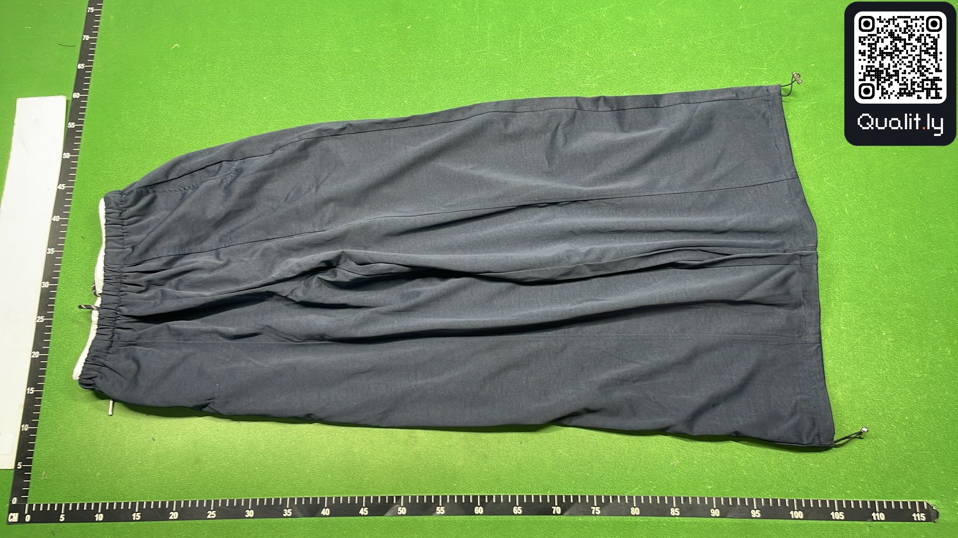 Pants QC photo 2 of 8