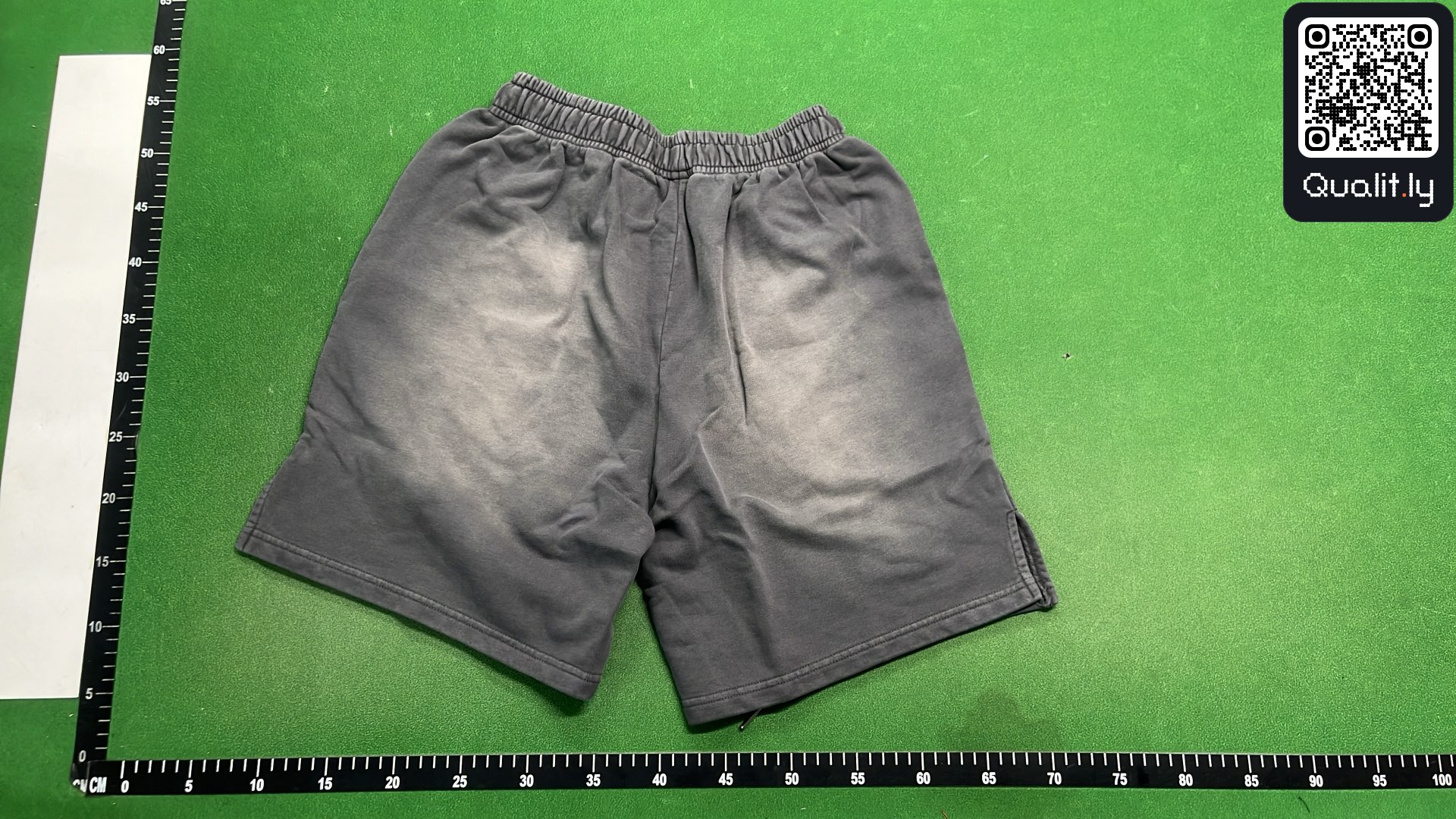Shorts QC photo 3 of 331