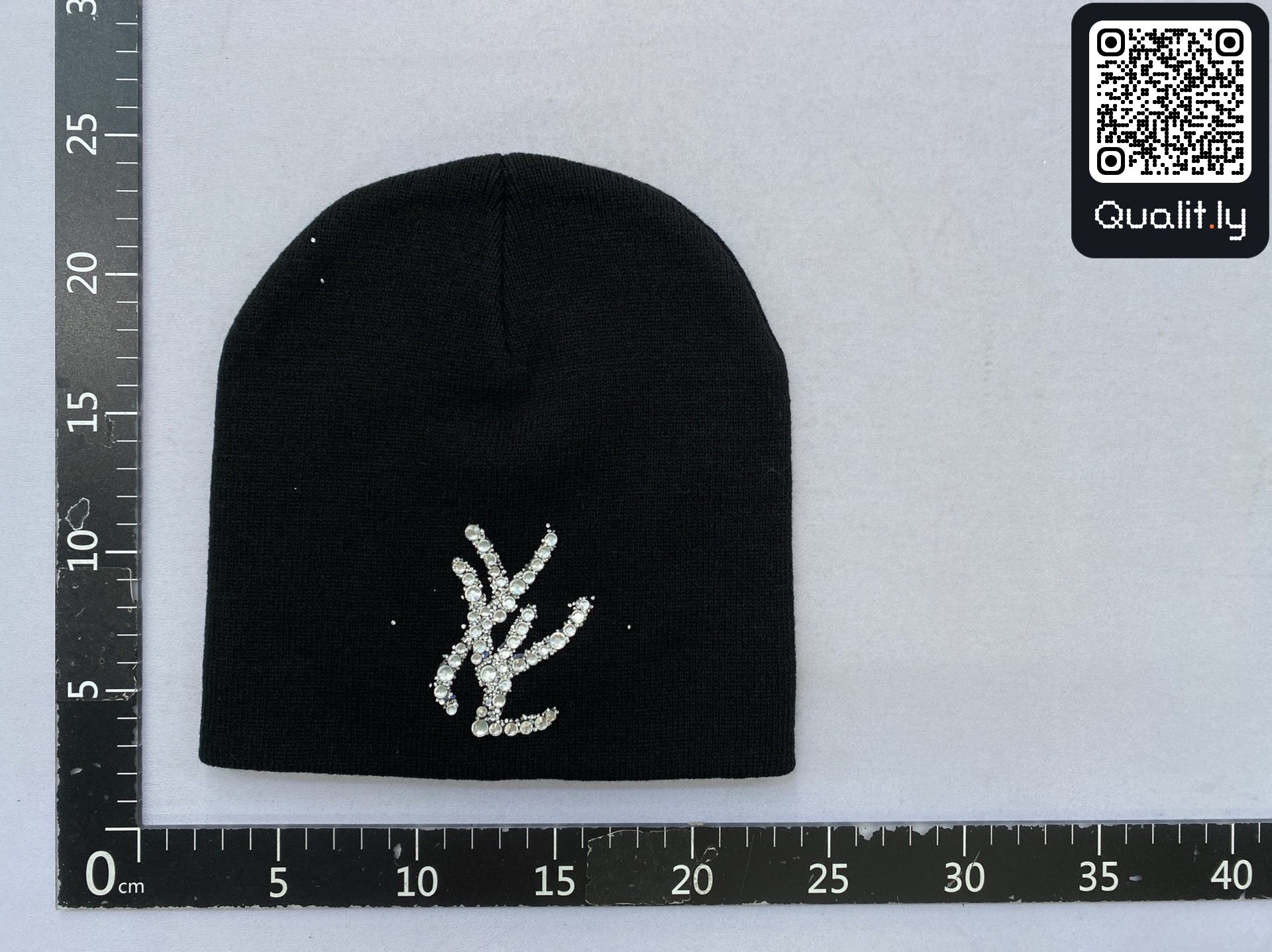 Pet — QC-foto 1 van 34