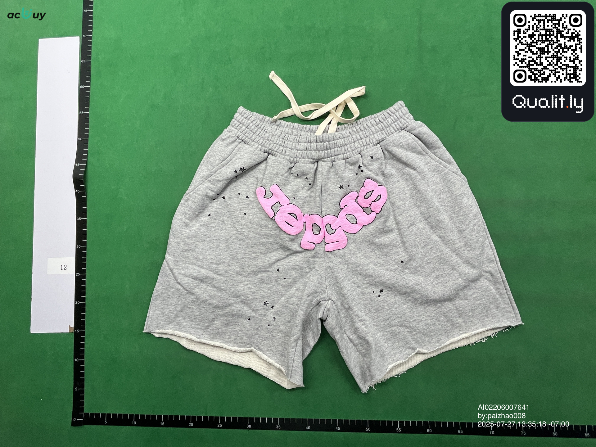Shorts QC photo 3 of 50