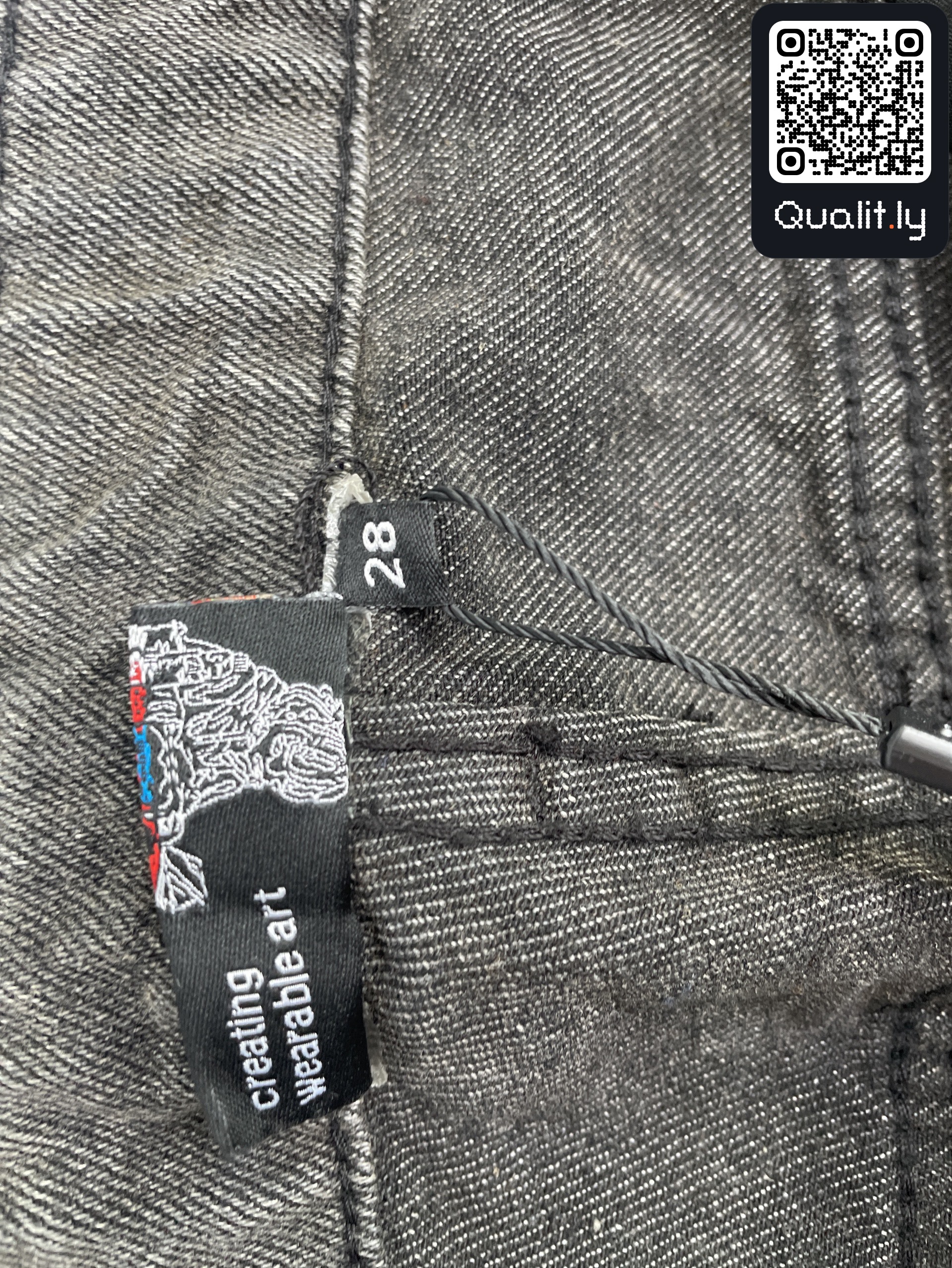 Jeans QC photo 3 of 89