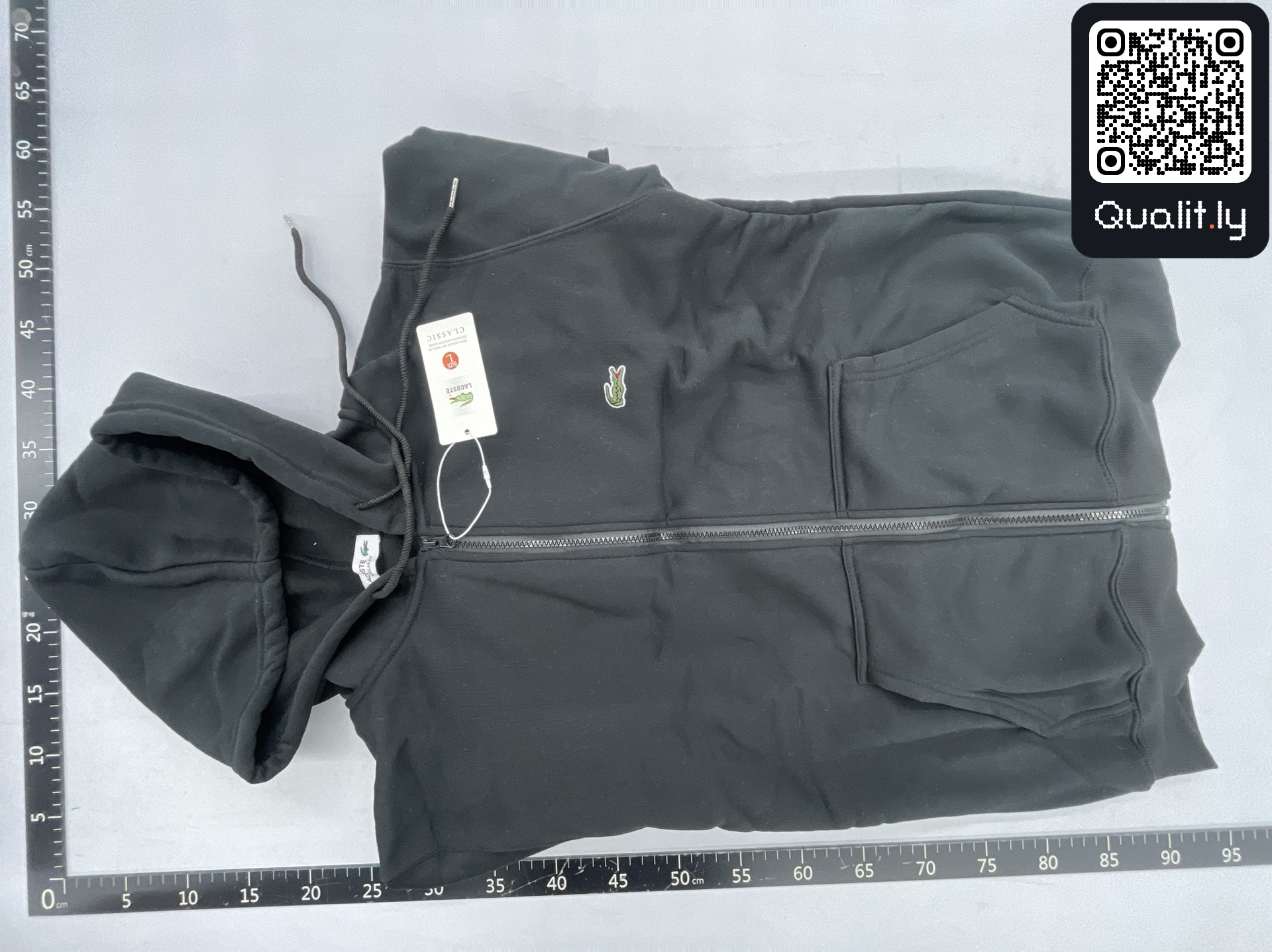 Hoodie QC photo 3 of 36