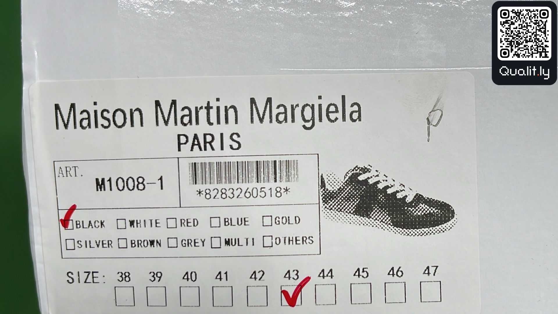 Sneakers — foto QC 2 di 136