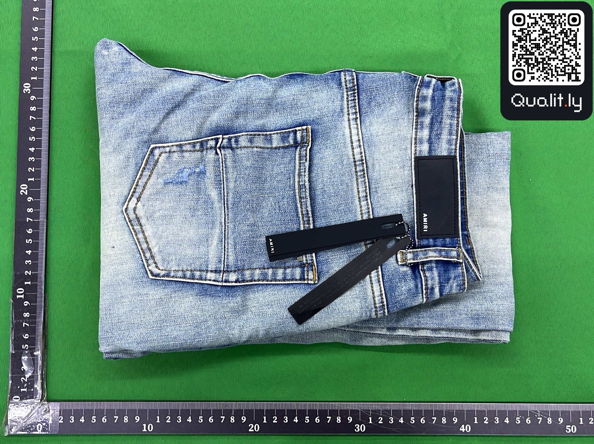 Jeans — QC-foto 2 av 16