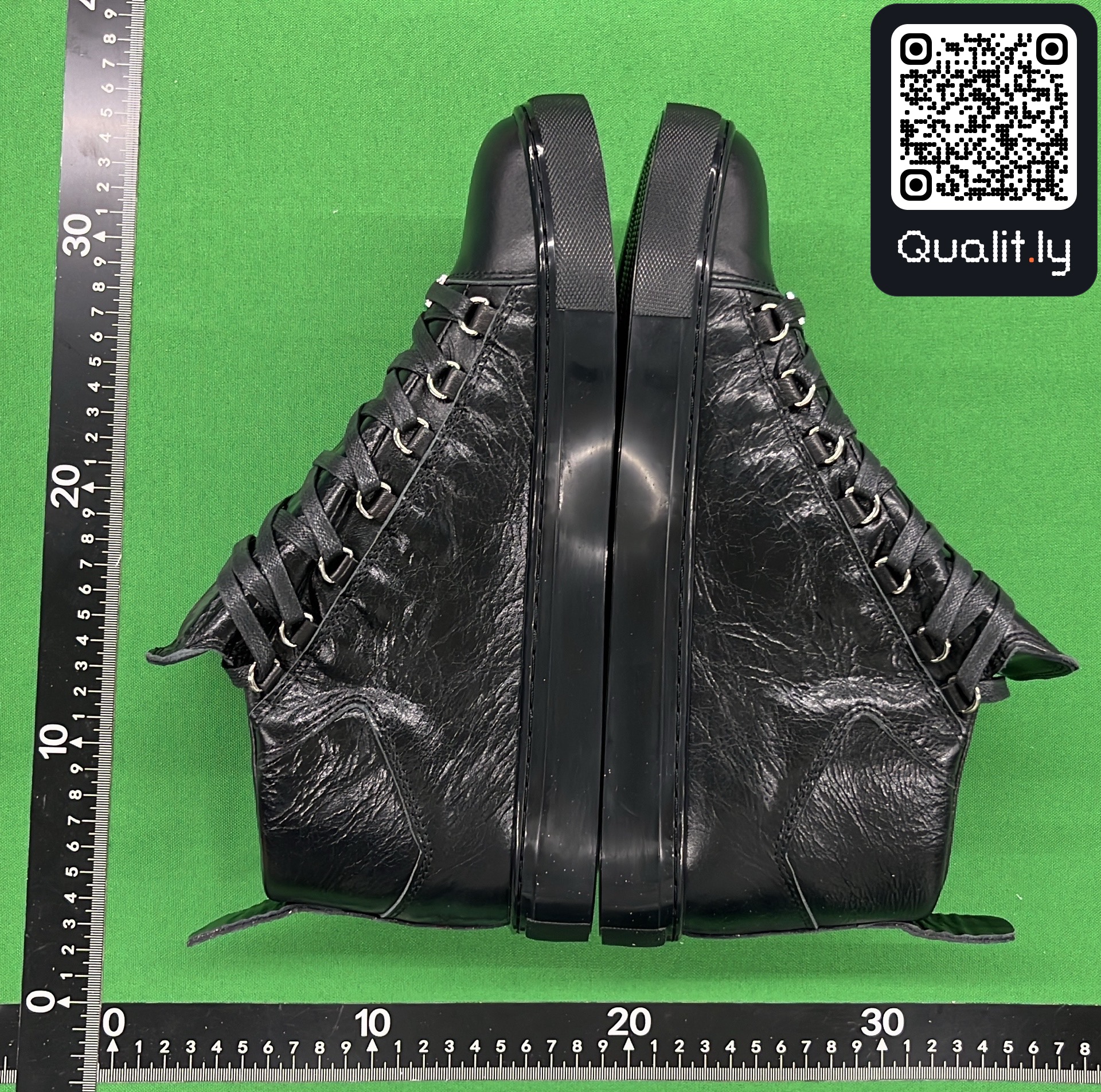 Sneakers — QC-foto 2 van 43