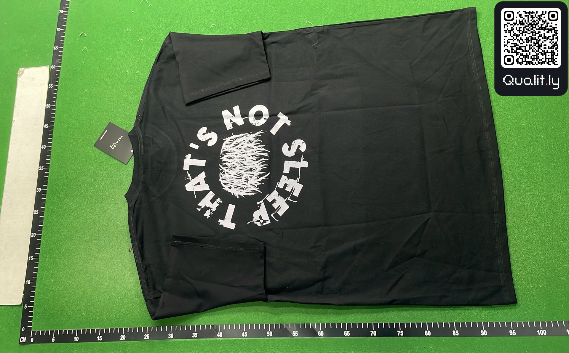 T-shirt — foto QC 3 di 24